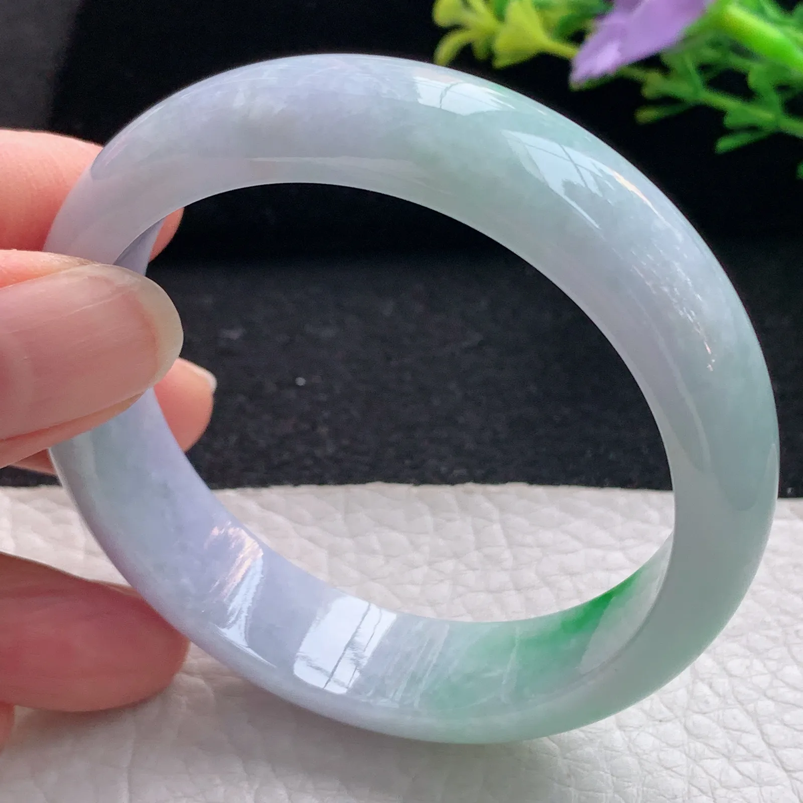 ss自然光54*14*7.2平安镯 翡翠a货玉手镯春带彩宽边珠宝玉手环