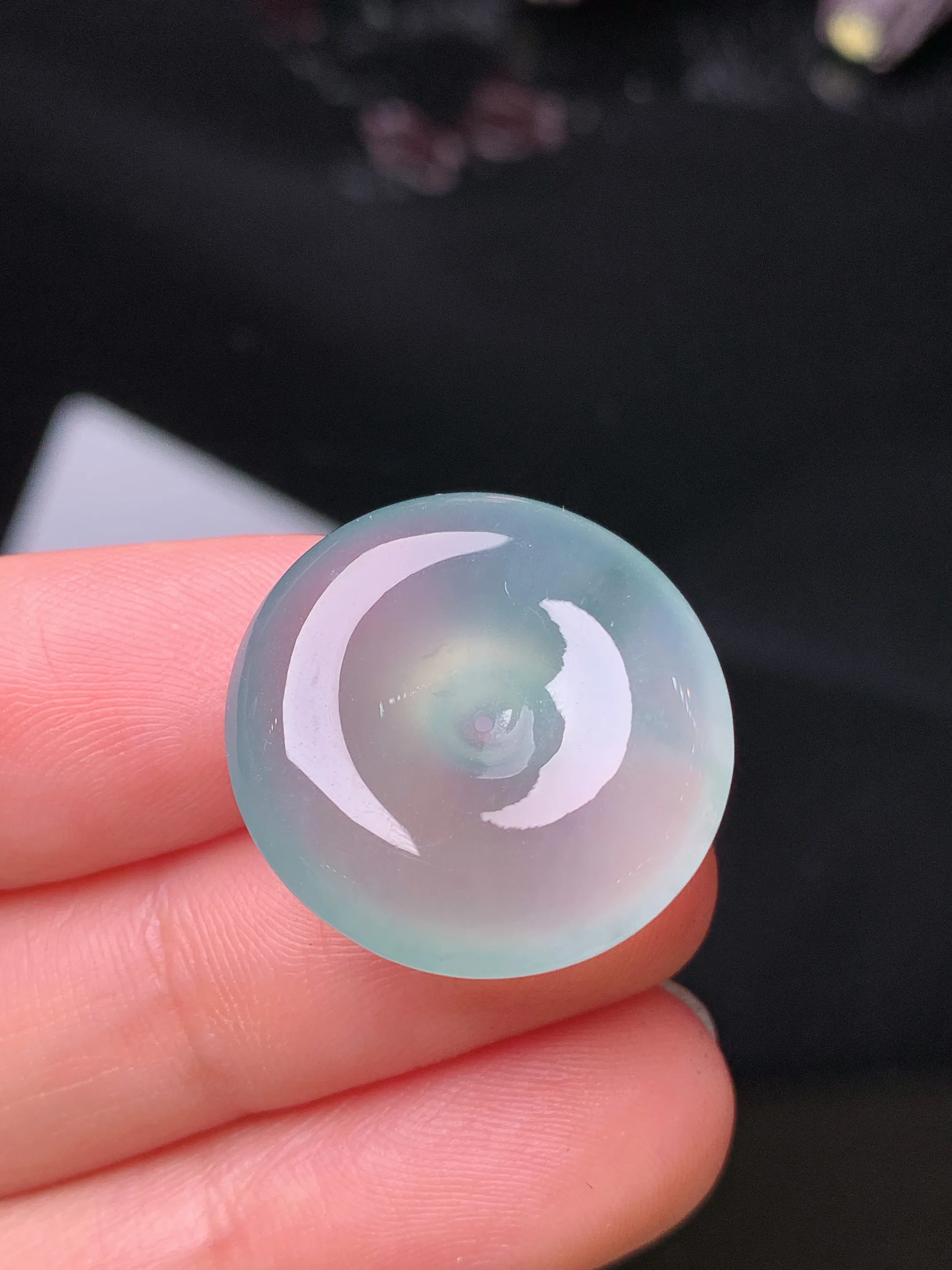 冰种平安扣吊坠 玉质细腻 色泽清新艳丽 整体尺寸21.5*6.5