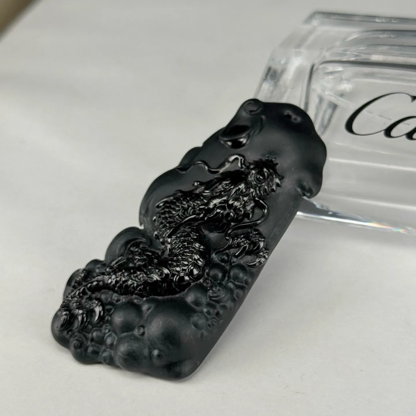 精品手工墨翠龙牌 种好色正 黑度极好 打灯通透 油性十足  尺寸66.5