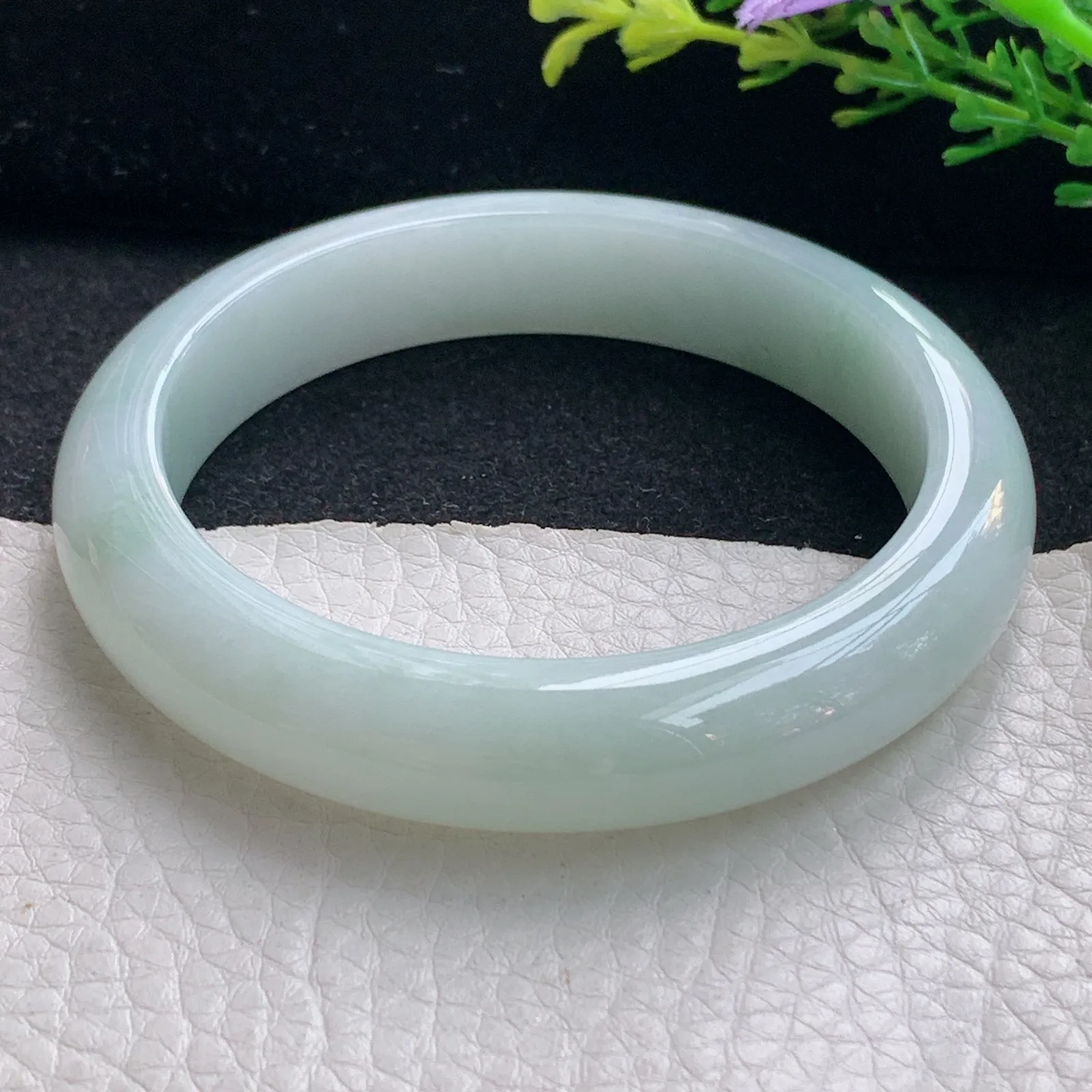 hy自然光58*12.3*8.6平安镯 翡翠a货玉手镯淡雅宽边珠宝玉手环