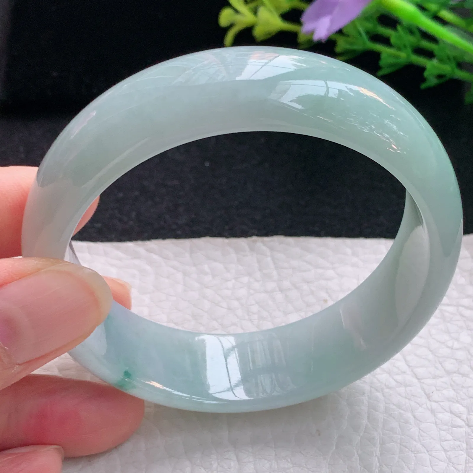 nr自然光59*18*7.2轮胎镯 翡翠a货玉手镯飘花大气宽边珠宝玉手环