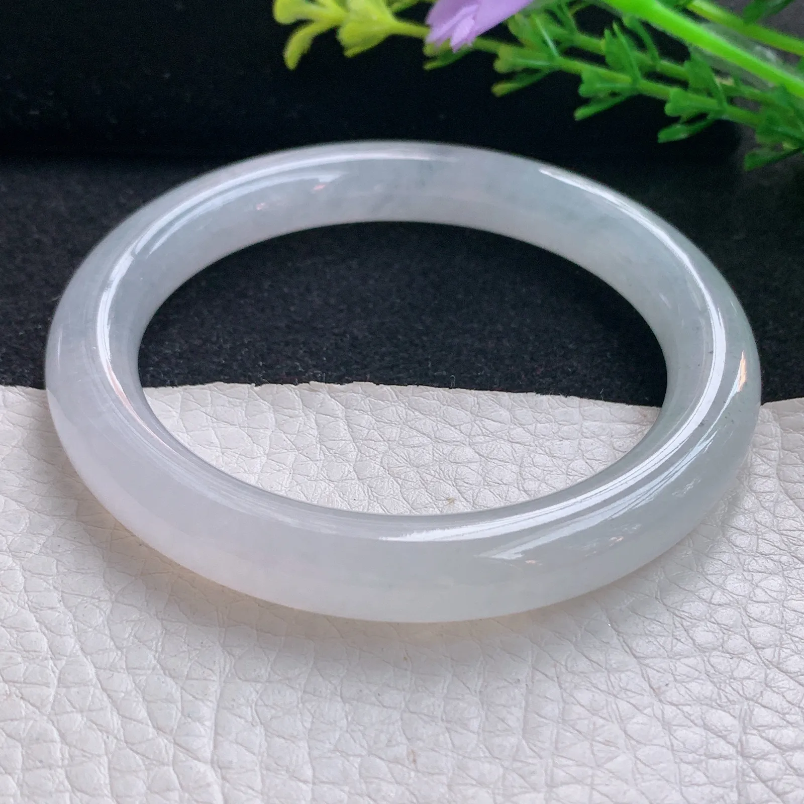 nr自然光56*9.3美人镯 翡翠a货玉手镯冰润圆条珠宝玉手环