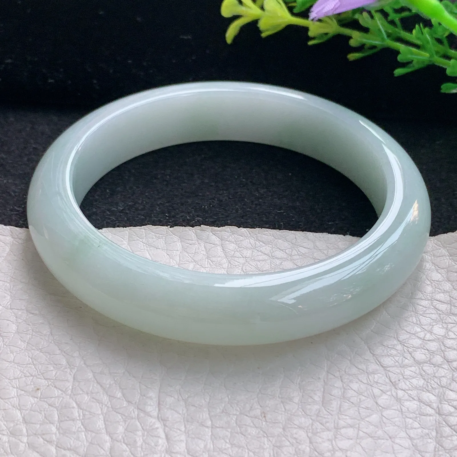 hy自然光58*12.3*8.6平安镯 翡翠a货玉手镯淡雅宽边珠宝玉手环