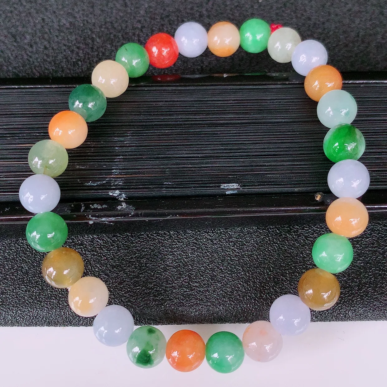 自然光实拍，冰润多宝翡翠手链，多彩翡翠手串，颜色丰富，料子细腻，高档大气，自戴送礼佳品！#46.3取