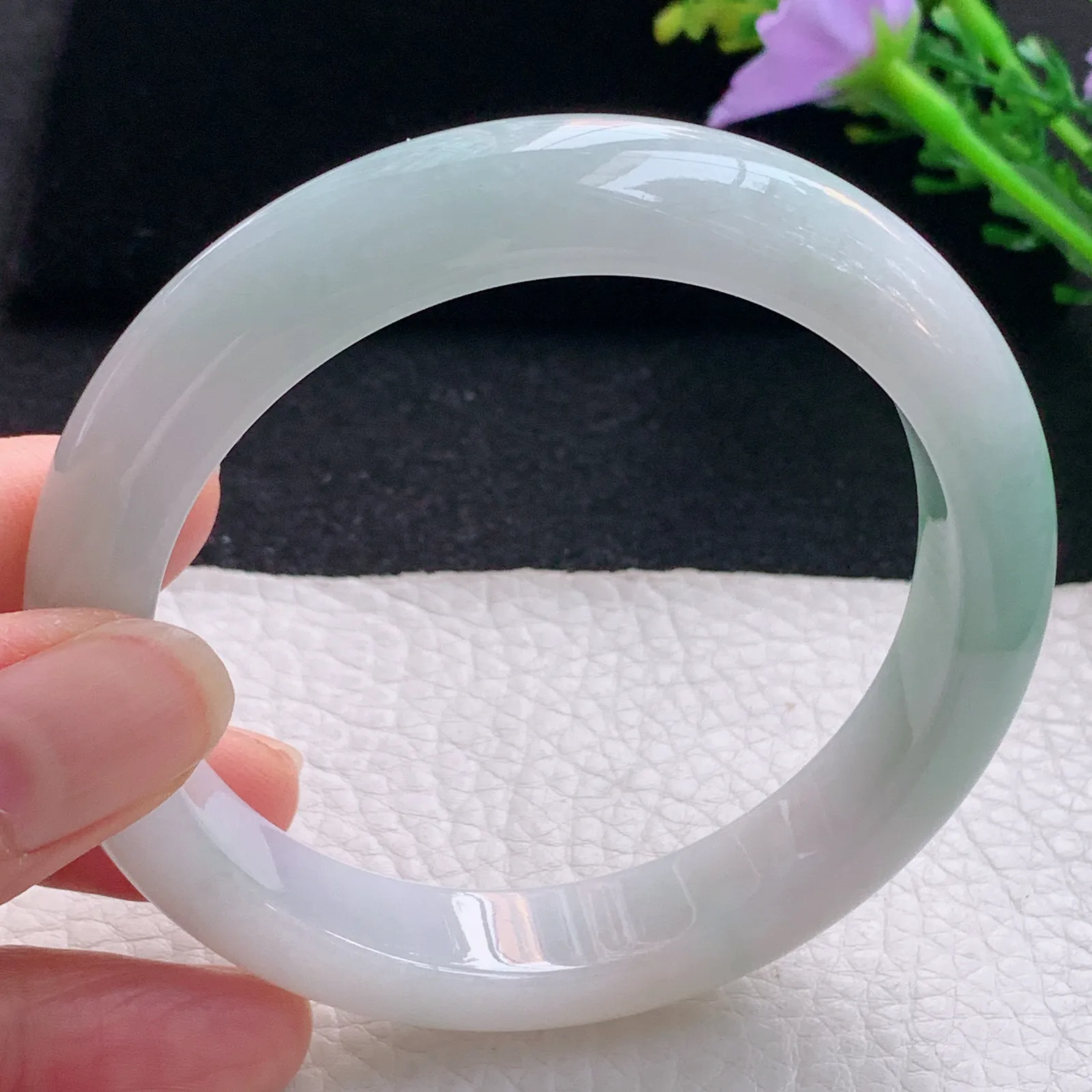 yh大圈口60*12.5*8.8平安镯 翡翠a货玉手镯飘蓝花宽边珠宝玉手环