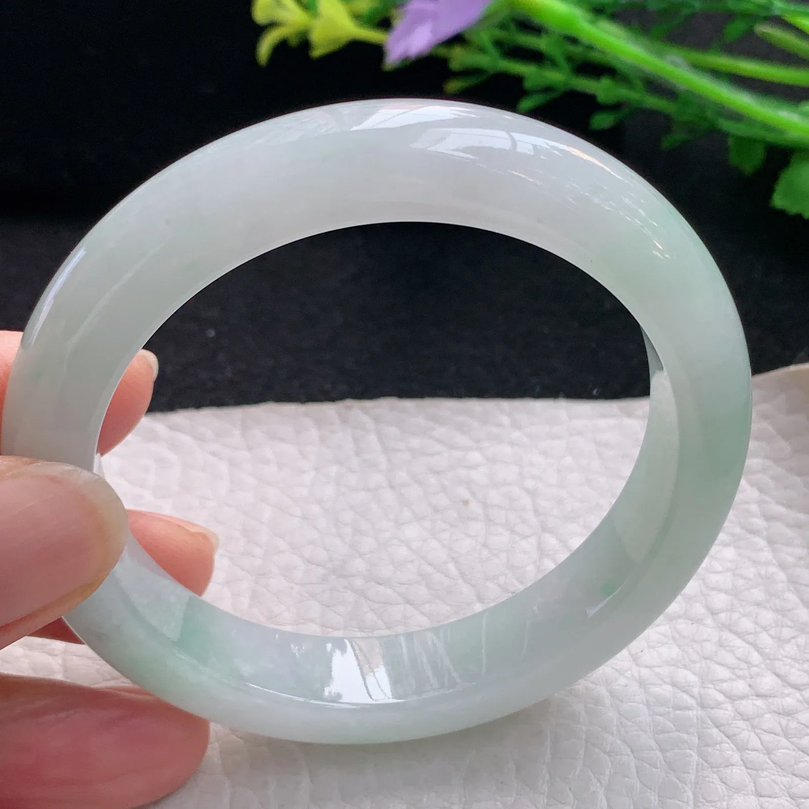 r自然光55*11.5*8.5镯 翡翠a货玉手镯冰飘绿花宽边珠宝玉手环