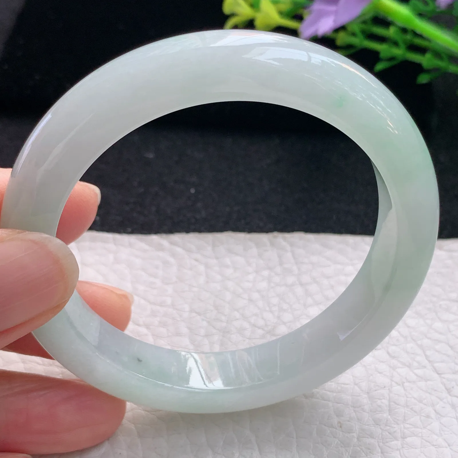 r自然光55*11.5*8.5镯 翡翠a货玉手镯冰飘绿花宽边珠宝玉手环