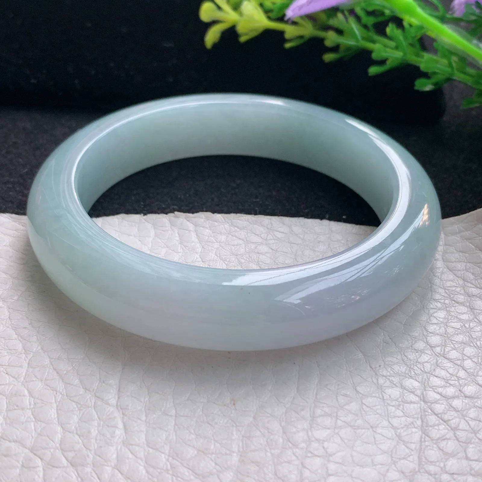 hy自然光55*12.5*9平安镯 翡翠a货玉手镯淡雅厚装宽边珠宝玉手环