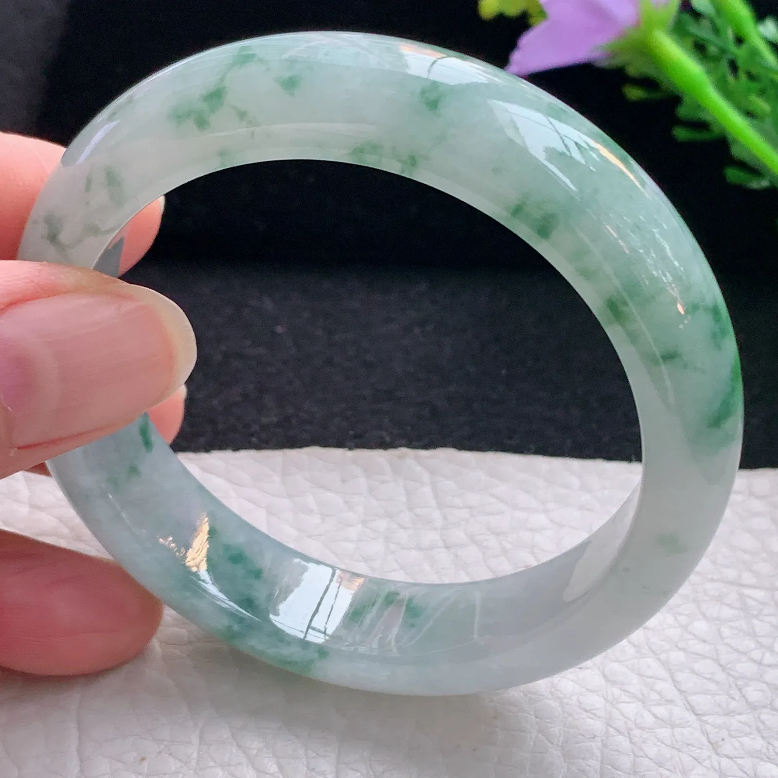 js自然光54*13.8*8.2平安镯 翡翠a货玉手镯冰飘花宽边珠宝玉手环