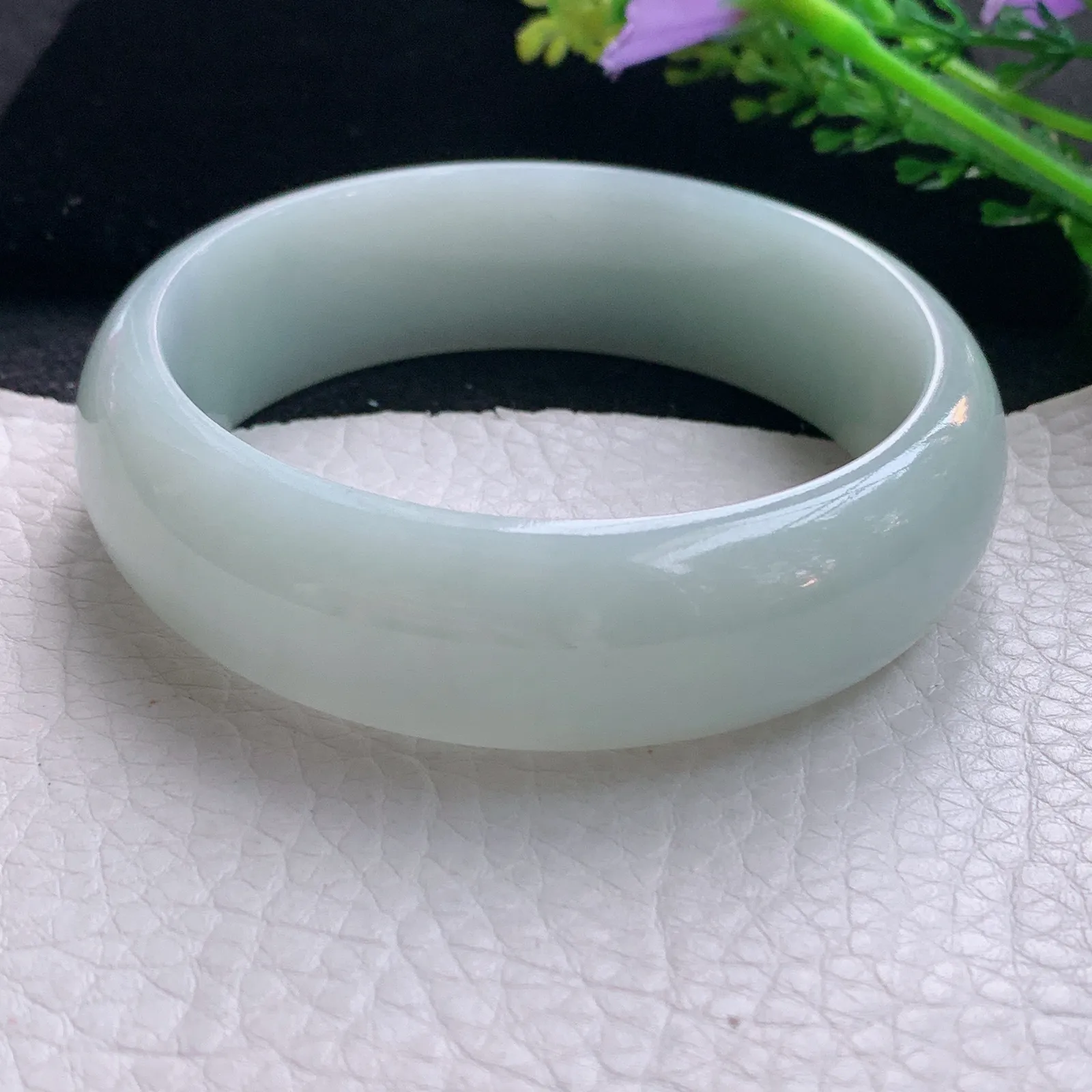 js自然光59.8*18.7*8平安镯 翡翠a货玉手镯白月光宽边珠宝玉手环