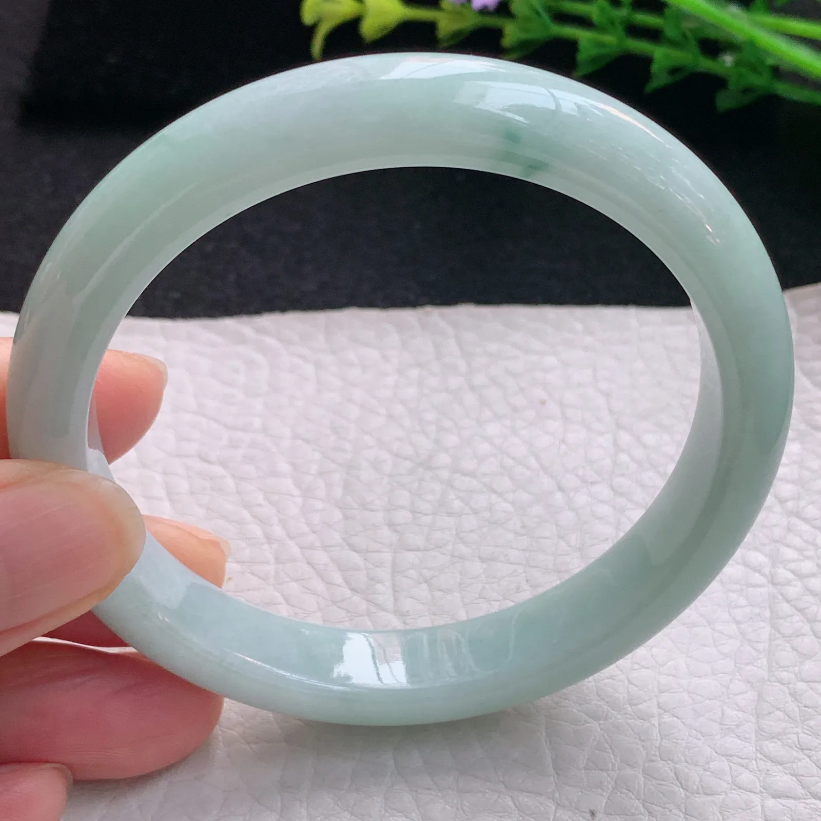 xx大圈口60*11*8平安镯 翡翠a货玉手镯清新飘花宽边珠宝玉手环