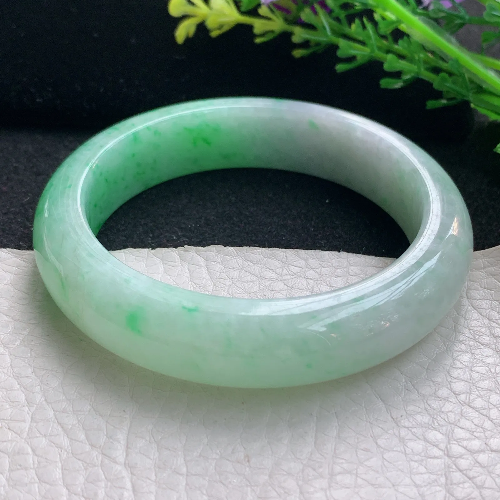 cc自然光56.5*13.8*9平安镯 翡翠a货玉手镯飘阳绿宽边珠宝玉手环