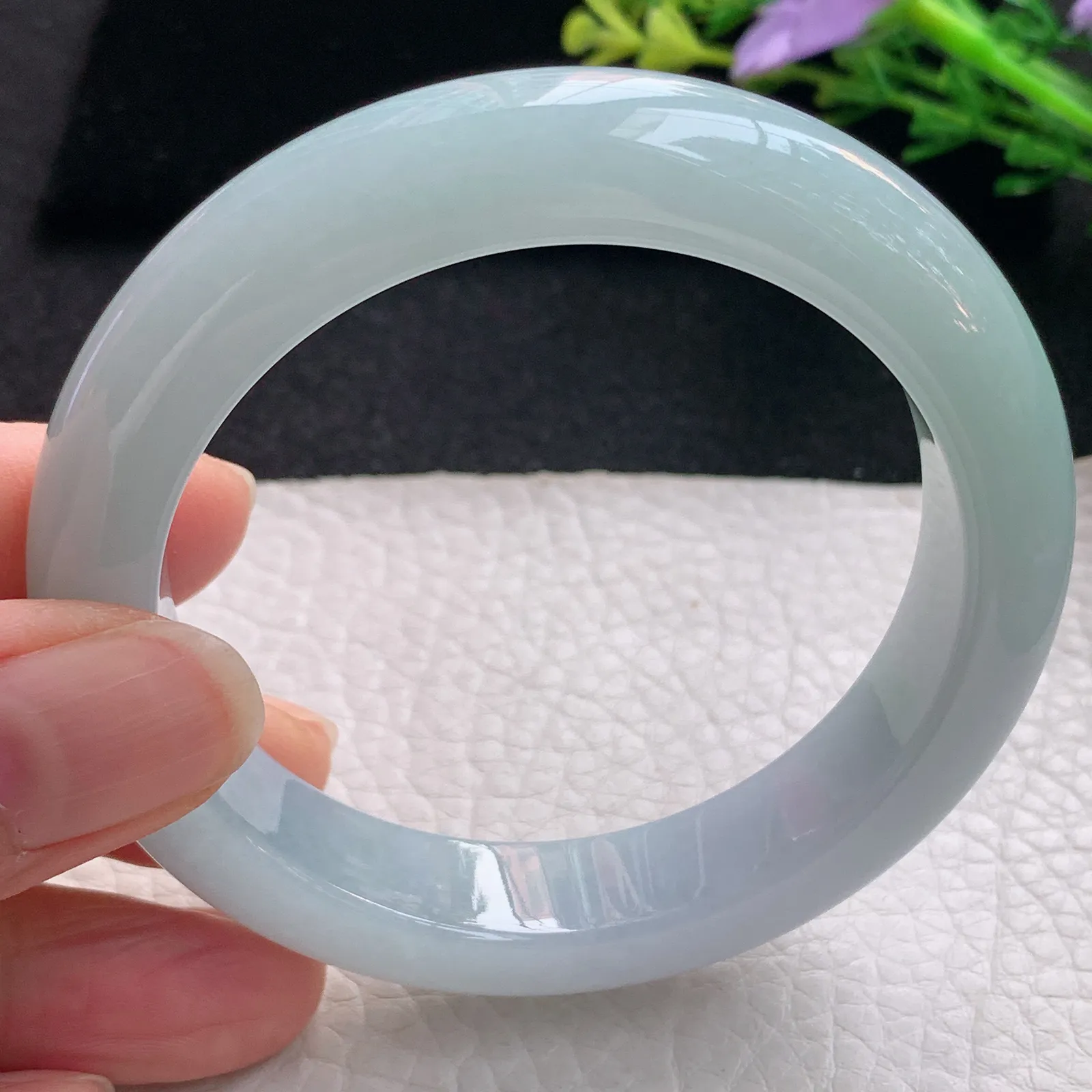 hy自然光55*12.5*9平安镯 翡翠a货玉手镯淡雅厚装宽边珠宝玉手环