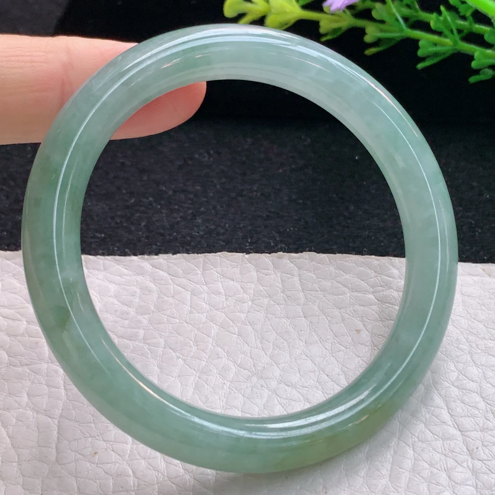 hf自然光53*8.8*8.2美人镯 翡翠a货玉手镯黄加绿圆条珠宝玉手环