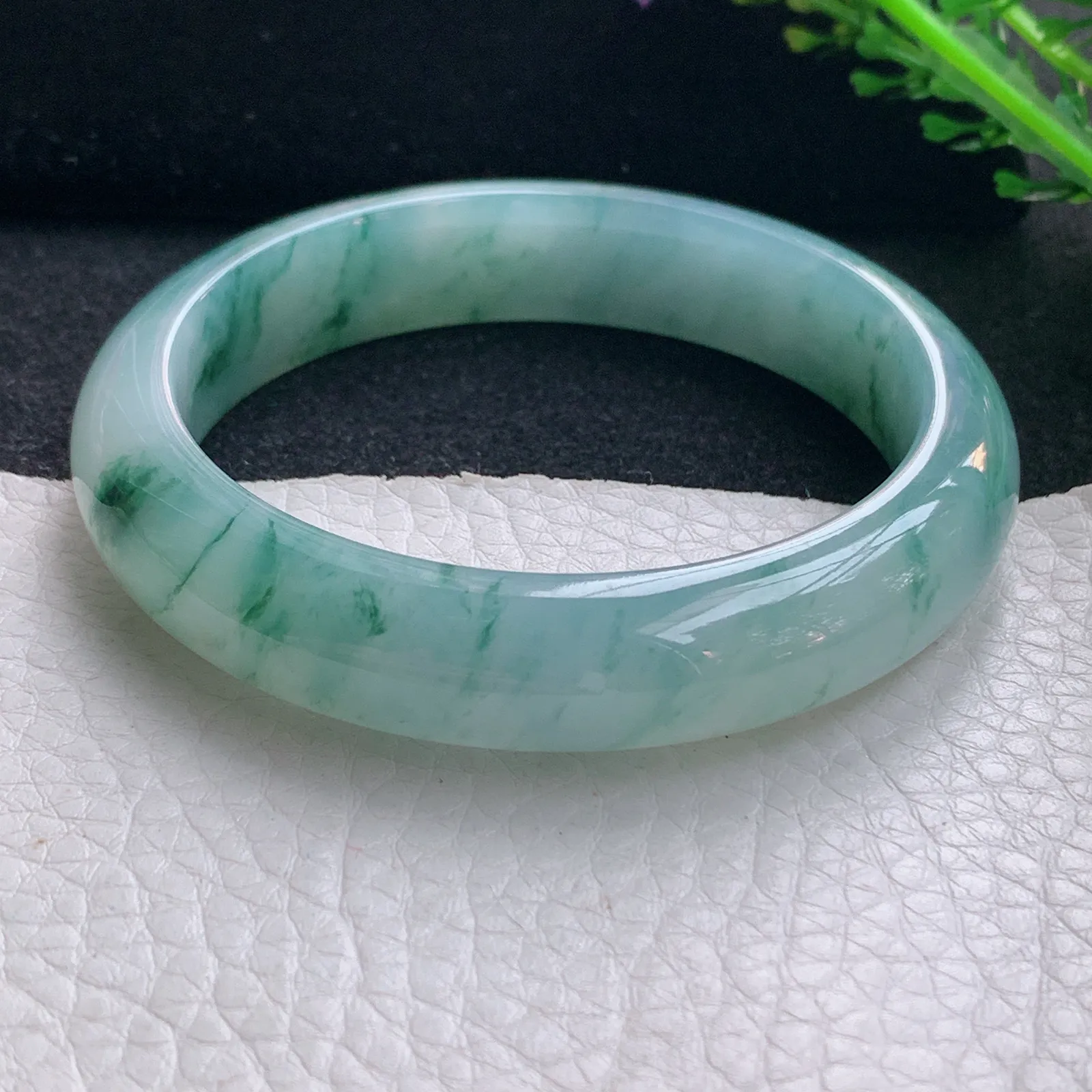xc自然光56*12.8*8.2平安镯 翡翠a货玉手镯冰飘花宽边珠宝玉手环