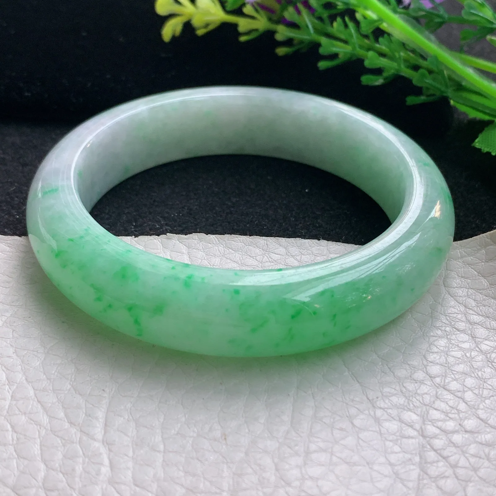 cc自然光56.5*13.8*9平安镯 翡翠a货玉手镯飘阳绿宽边珠宝玉手环