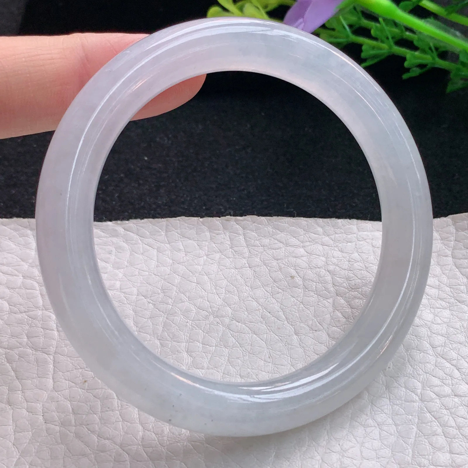 nr自然光56*9.3美人镯 翡翠a货玉手镯冰润圆条珠宝玉手环