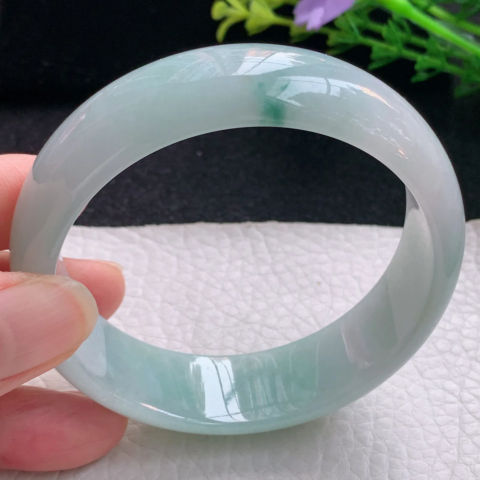 nr自然光59*18*7.2轮胎镯 翡翠a货玉手镯飘花大气宽边珠宝玉手环