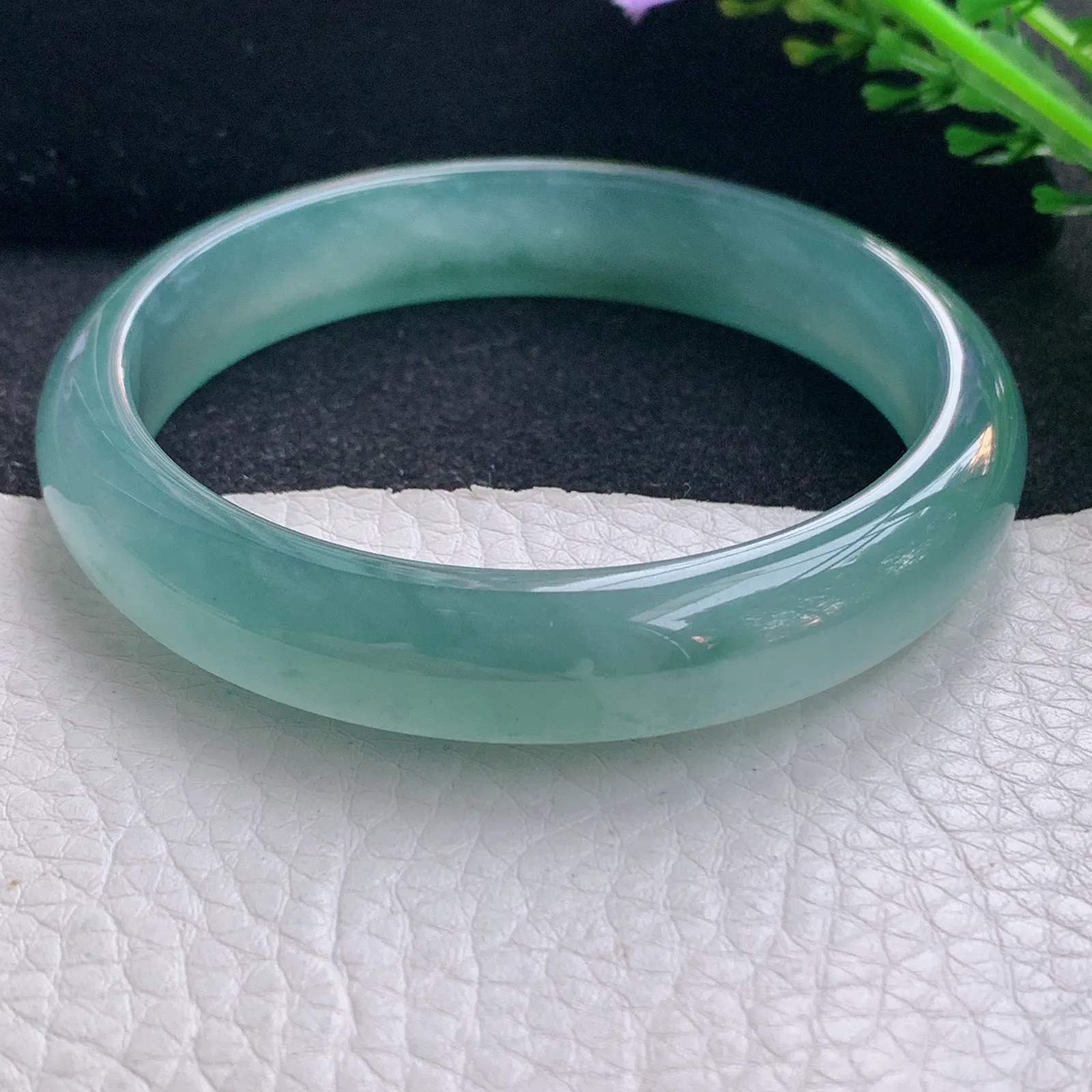 yh自然光58*12.2*7.3平安镯 翡翠a货玉手镯冰蓝起光宽边珠宝玉手环