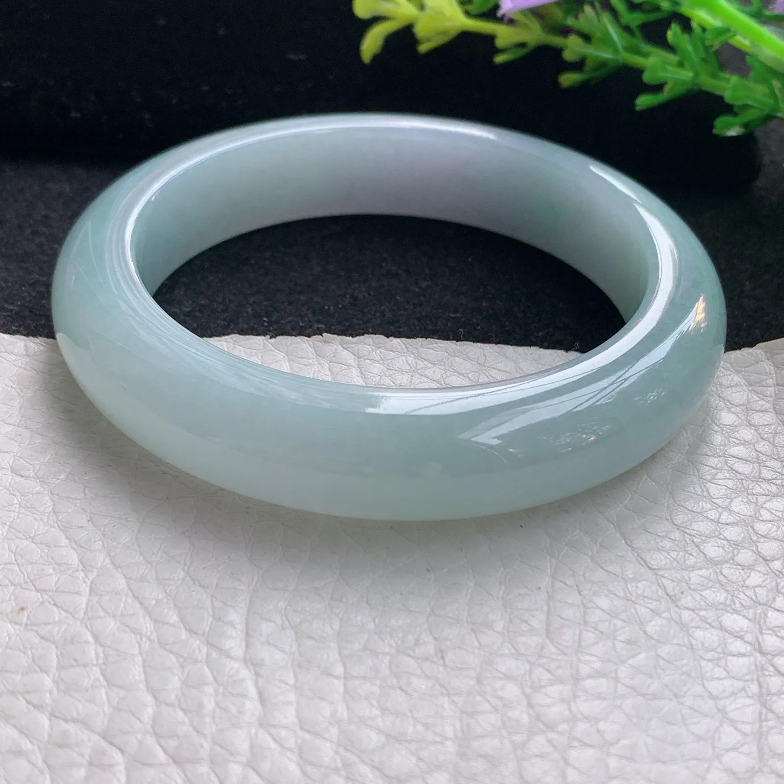 hy自然光55*12.5*9平安镯 翡翠a货玉手镯淡雅厚装宽边珠宝玉手环