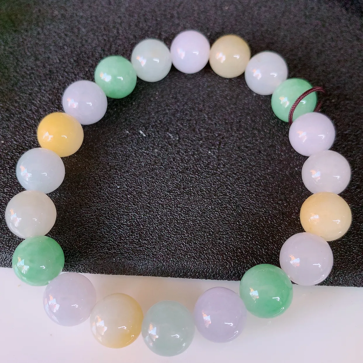 自然光实拍，冰润多宝翡翠手链，多彩翡翠手串，颜色丰富，料子细腻，高档大气，自戴送礼佳品！#46.5取一尺寸9.8mm