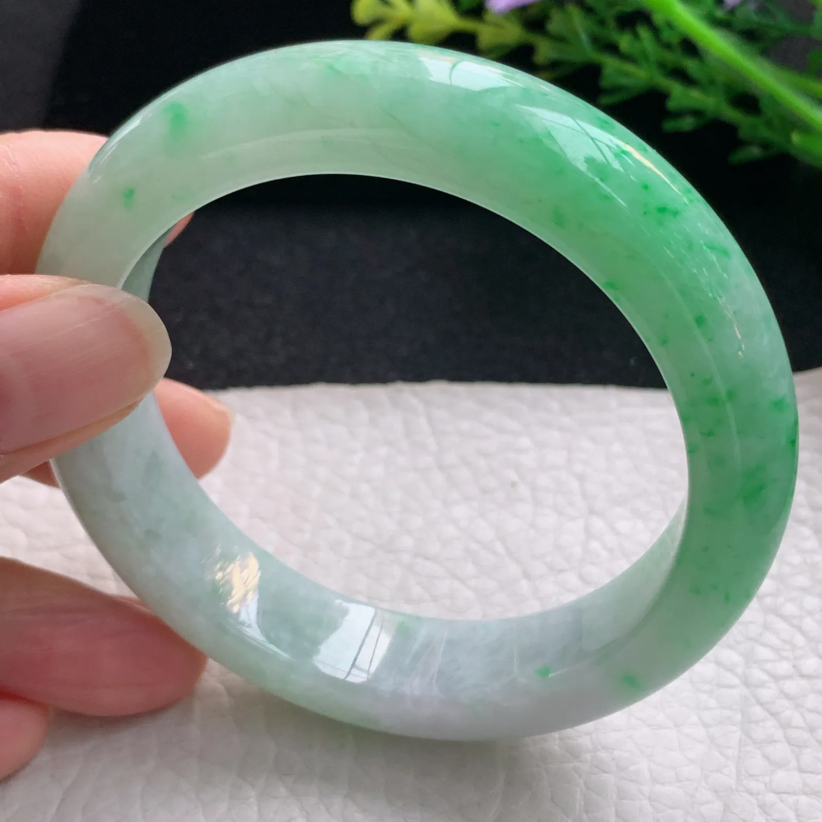 cc自然光56.5*13.8*9平安镯 翡翠a货玉手镯飘阳绿宽边珠宝玉手环