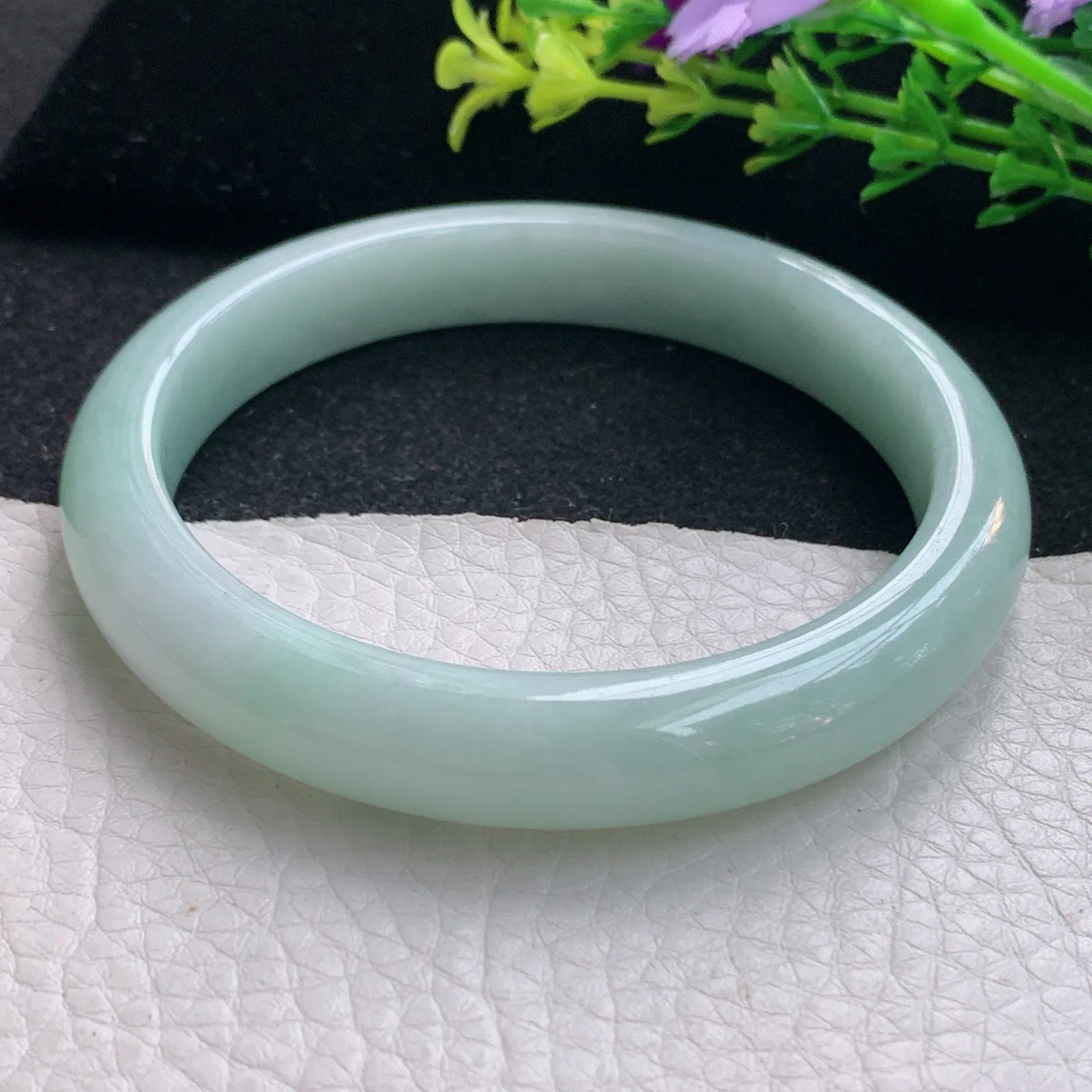 xx大圈口60*11*8平安镯 翡翠a货玉手镯清新飘花宽边珠宝玉手环