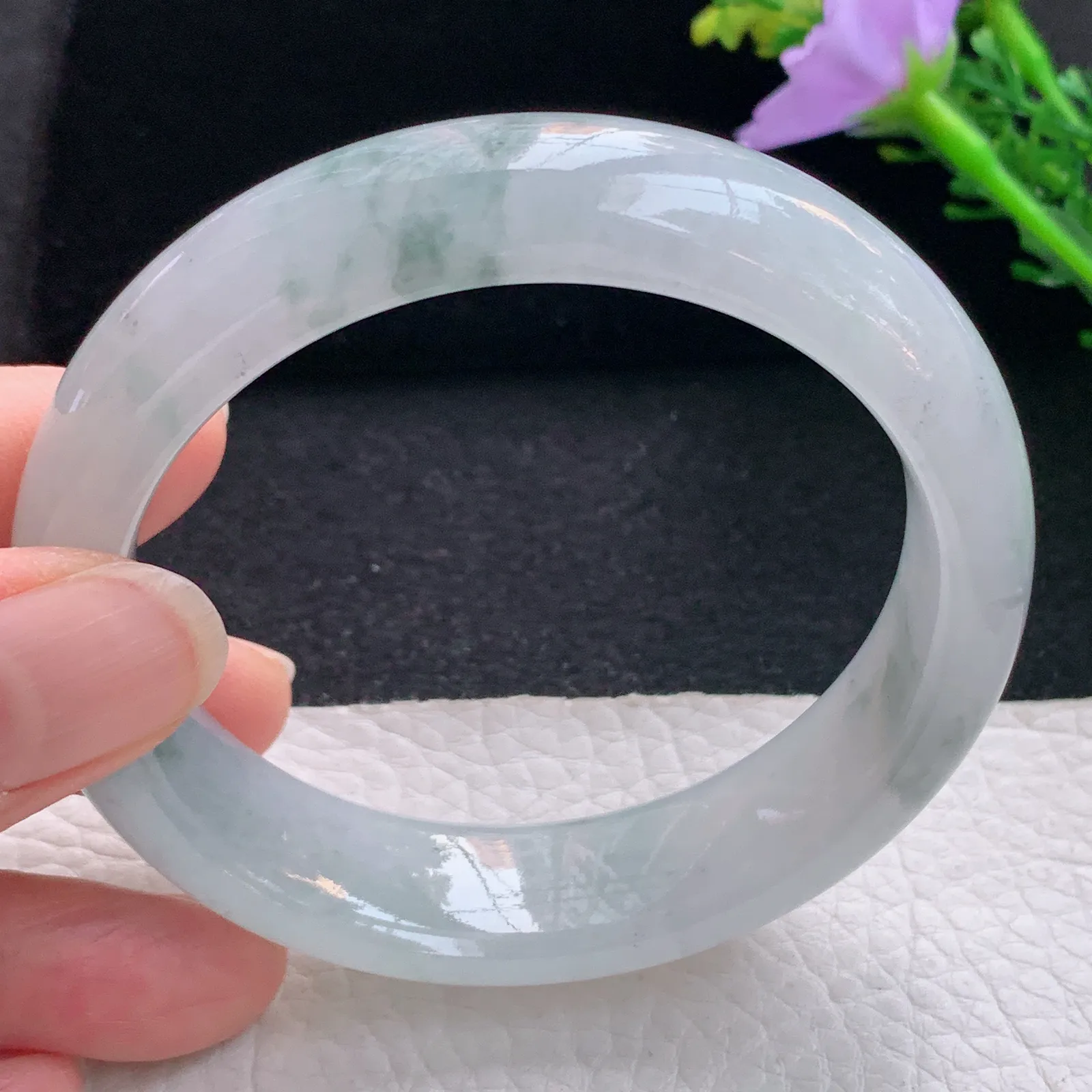 nr自然光58.5*15.5*8.6轮胎镯 翡翠a货玉手镯冰飘花宽边珠宝玉手环