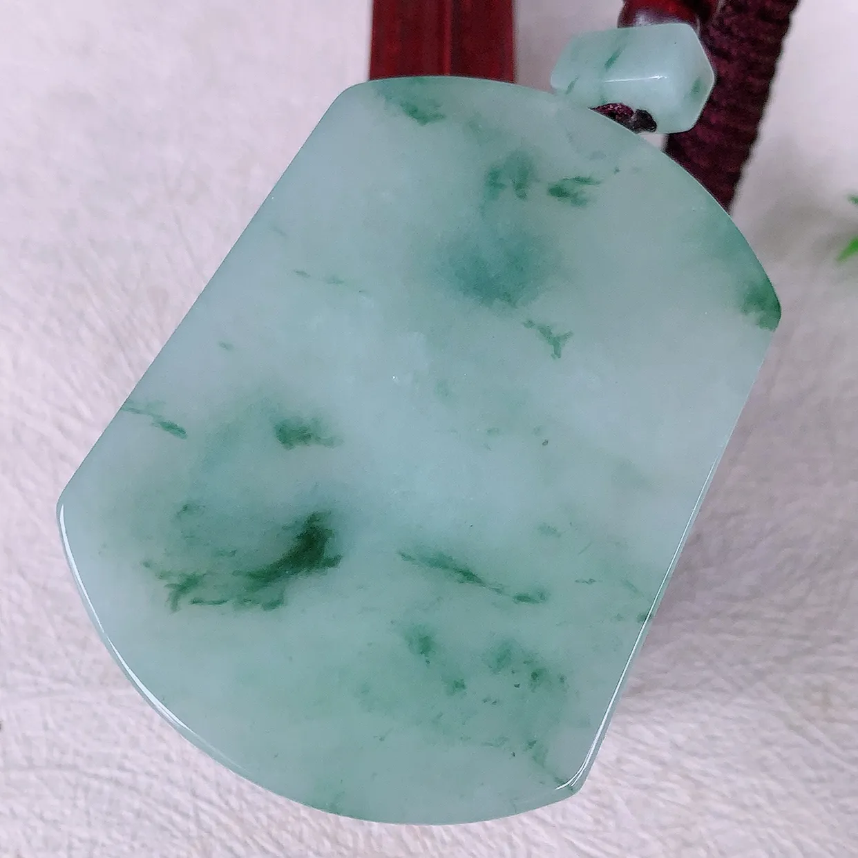 自然光实拍，冰飘花翡翠平安无事牌吊坠，平平安安，无事牌翠色灵动，佩戴平安时尚！#46.3