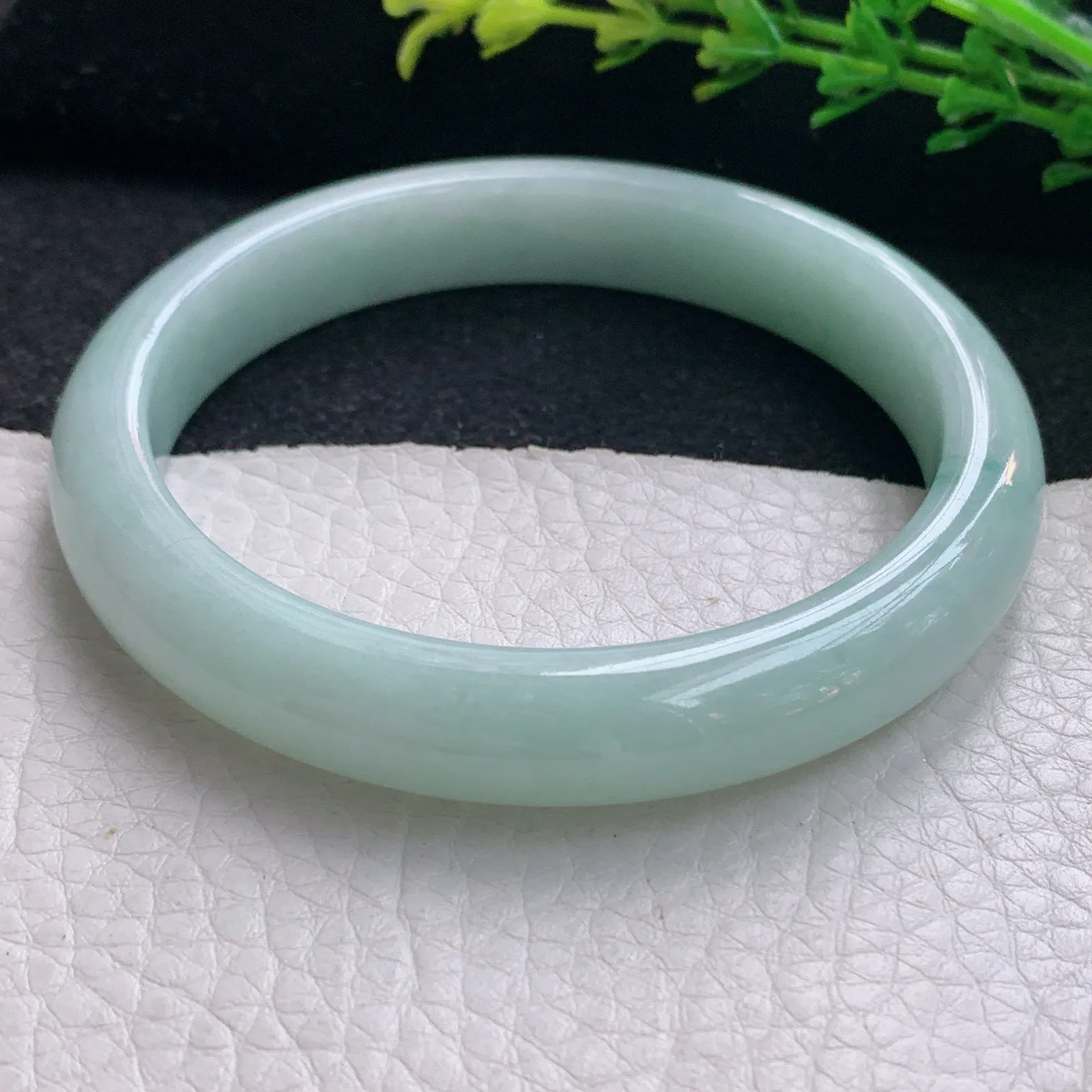 xx大圈口60*11*8平安镯 翡翠a货玉手镯清新飘花宽边珠宝玉手环