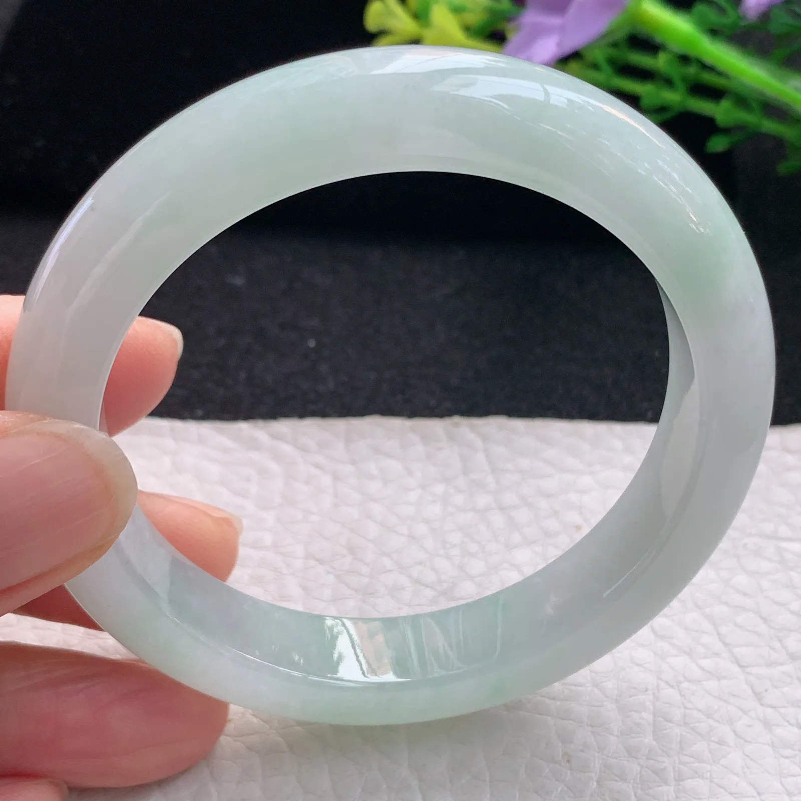 r自然光55*11.5*8.5镯 翡翠a货玉手镯冰飘绿花宽边珠宝玉手环