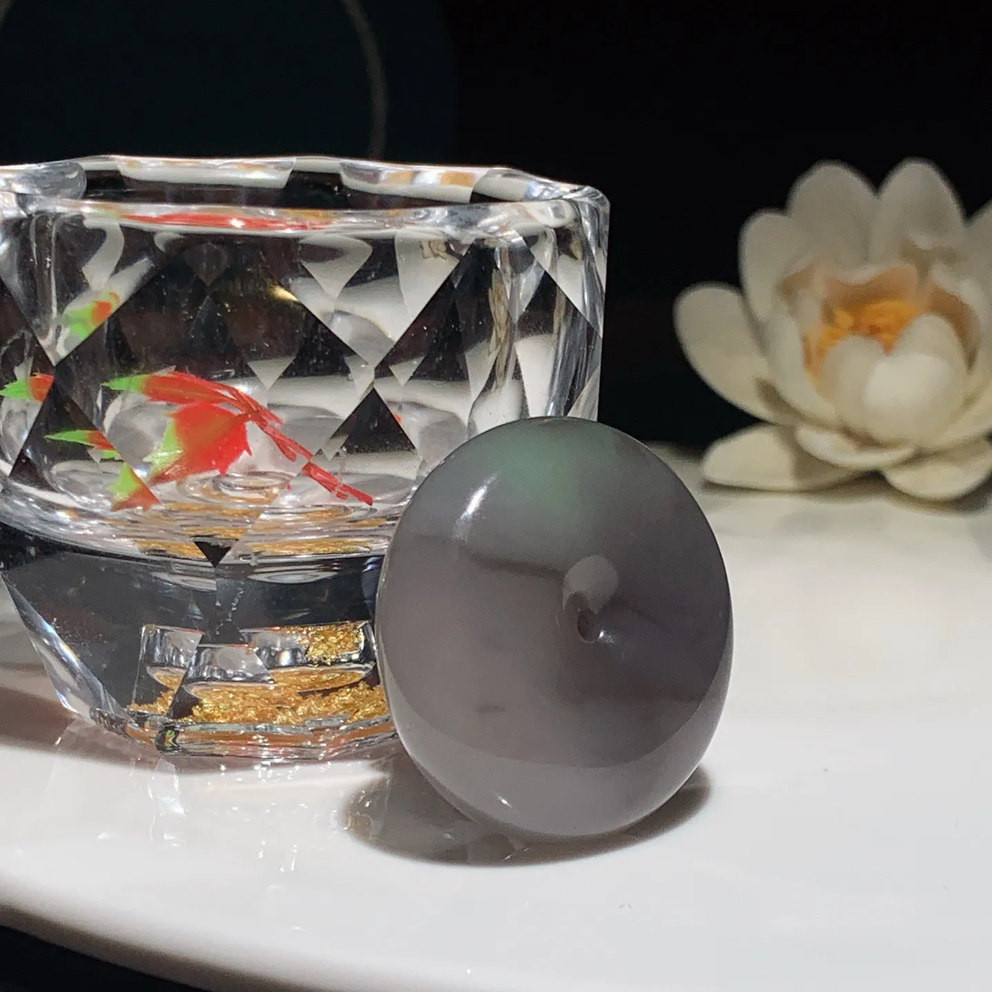 和田玉青海翠翠紫平安扣挂件。尺寸34/12重26.3克。玉质细腻油润。手推出油。佩戴高端典雅。lt251206