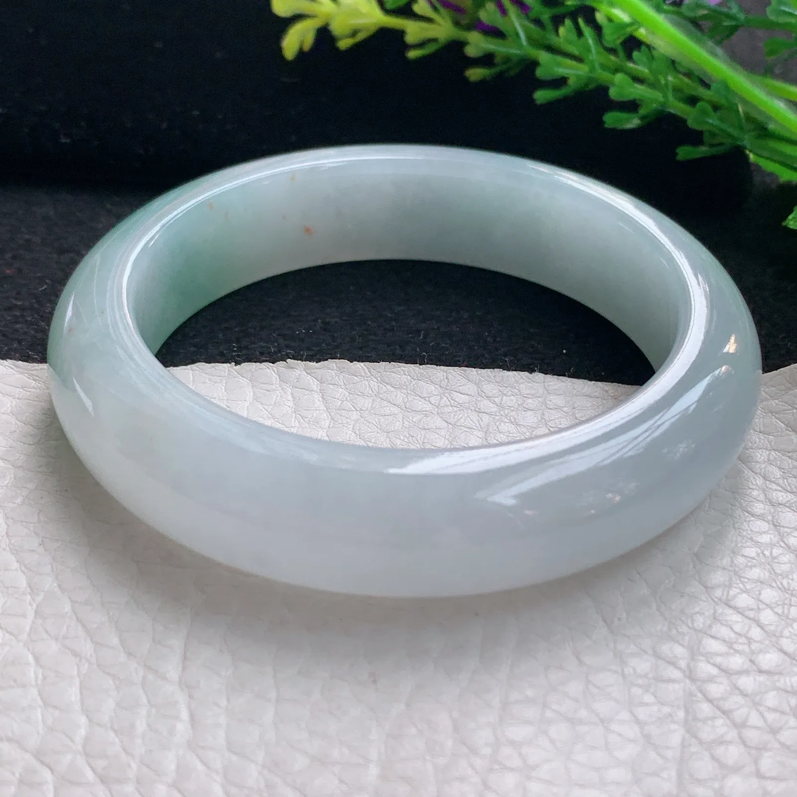 cc自然光57*14.3*9.2平安镯 翡翠a货玉手镯清爽飘绿宽边珠宝玉手环