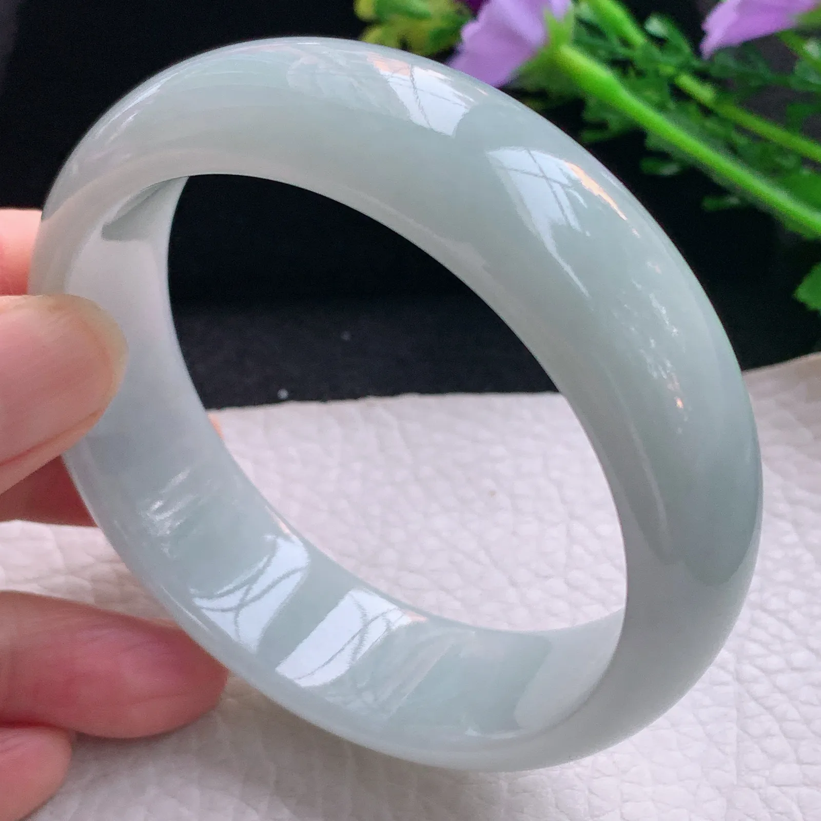 js自然光59.8*18.7*8平安镯 翡翠a货玉手镯白月光宽边珠宝玉手环