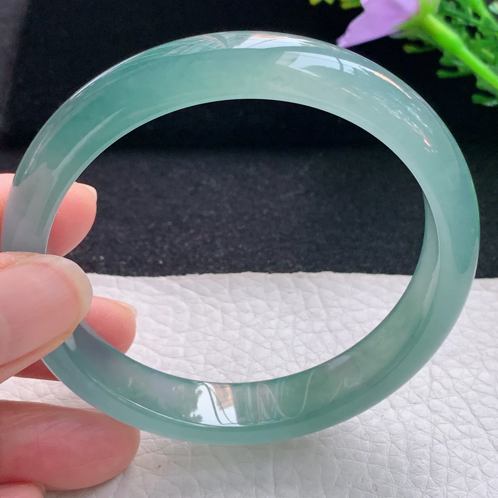 yh自然光58*12.2*7.3平安镯 翡翠a货玉手镯冰蓝起光宽边珠宝玉手环