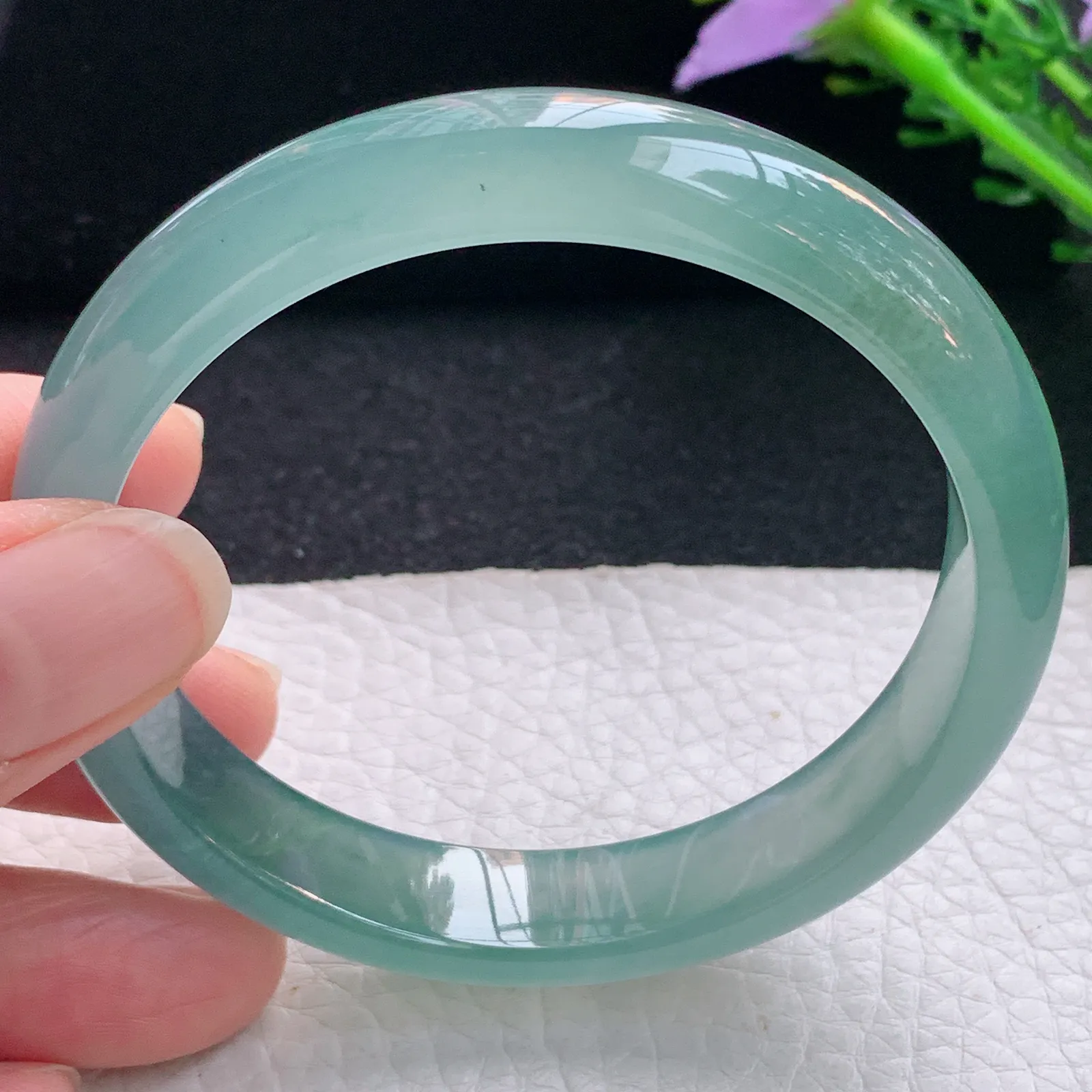 yh自然光58*12.2*7.3平安镯 翡翠a货玉手镯冰蓝起光宽边珠宝玉手环