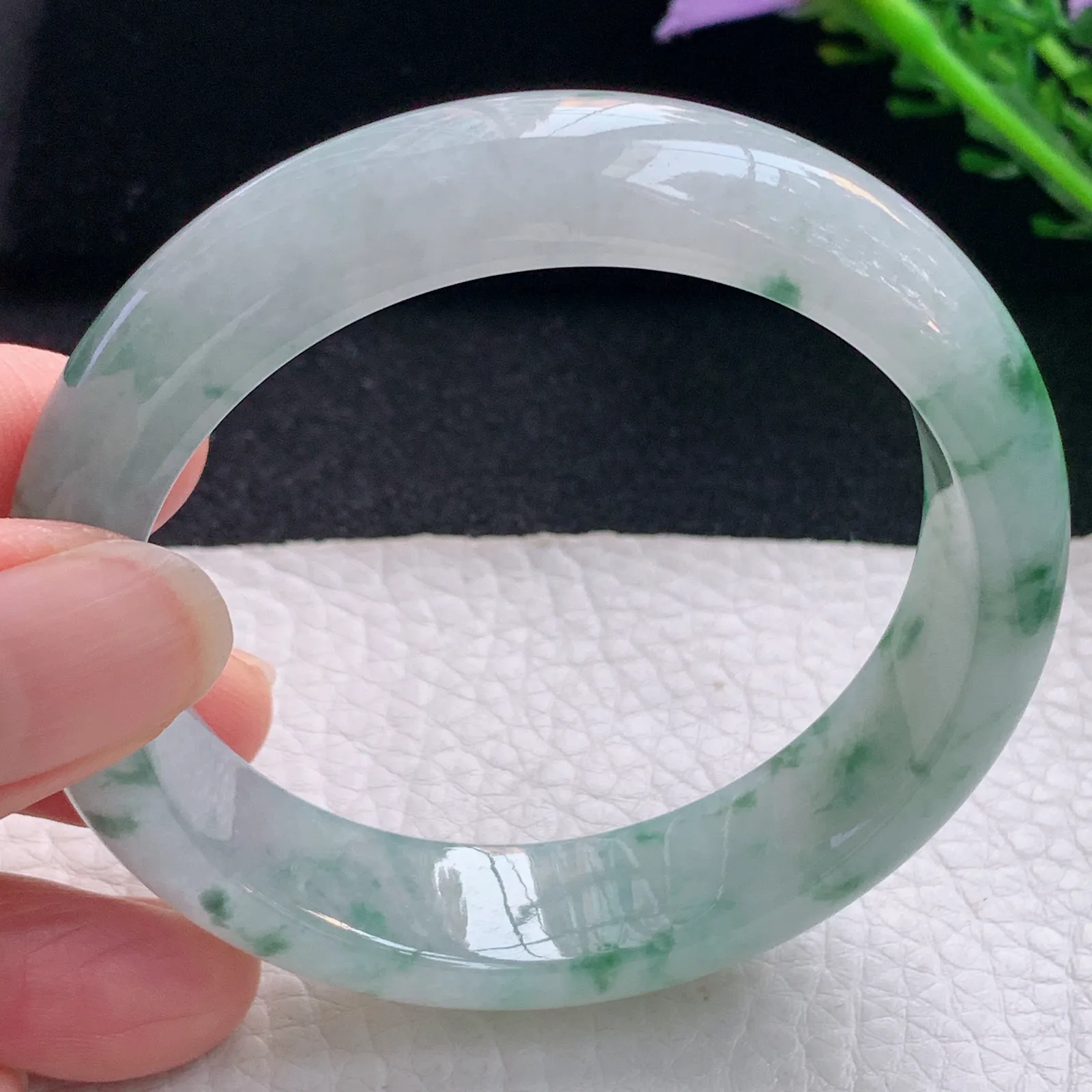 js自然光54*13.8*8.2平安镯 翡翠a货玉手镯冰飘花宽边珠宝玉手环