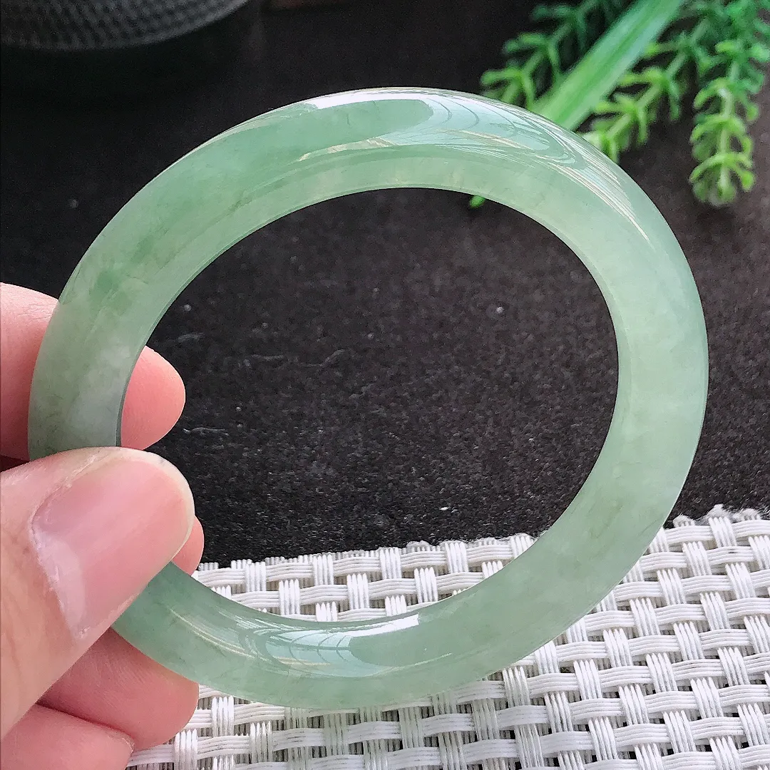 天然A货翡翠52.5/10/9.2老坑冰胶果冻冰晴绿圆条手镯玉镯