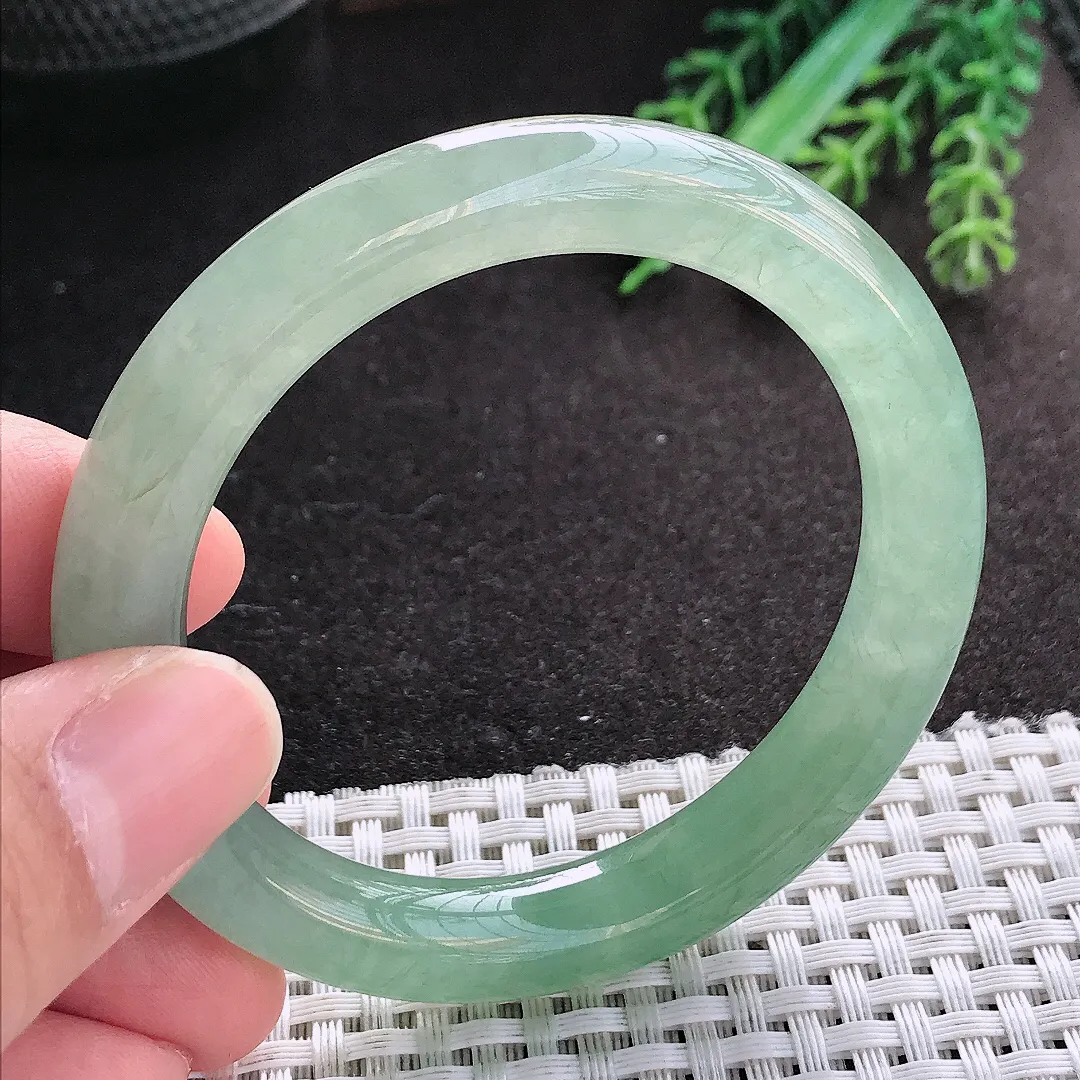 天然A货翡翠52.5/10/9.2老坑冰胶果冻冰晴绿圆条手镯玉镯