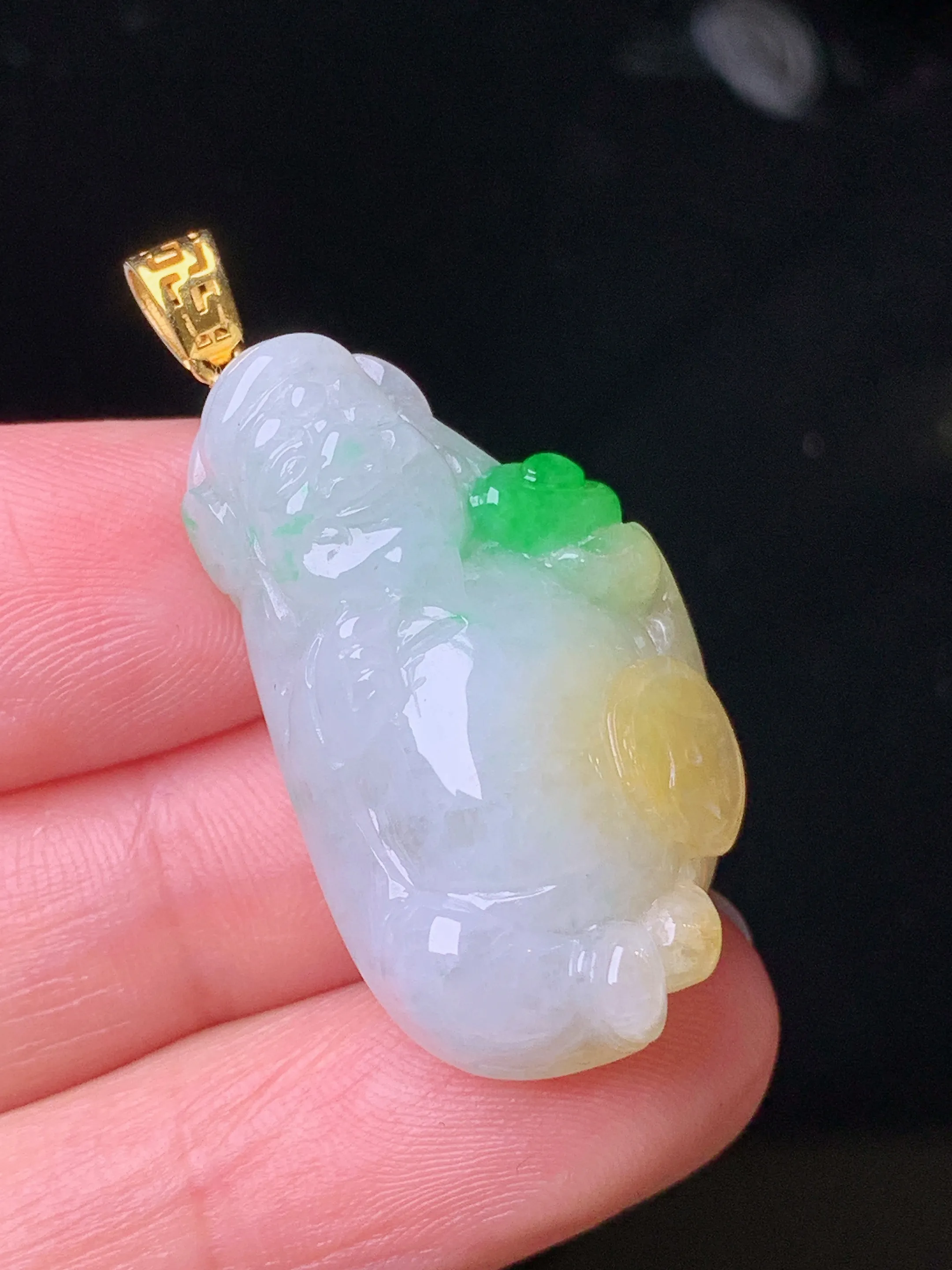 18k金镶嵌飘绿财神吊坠 玉质细腻 水润亮眼 色泽艳丽 整体尺寸36.3*19.2*9.6