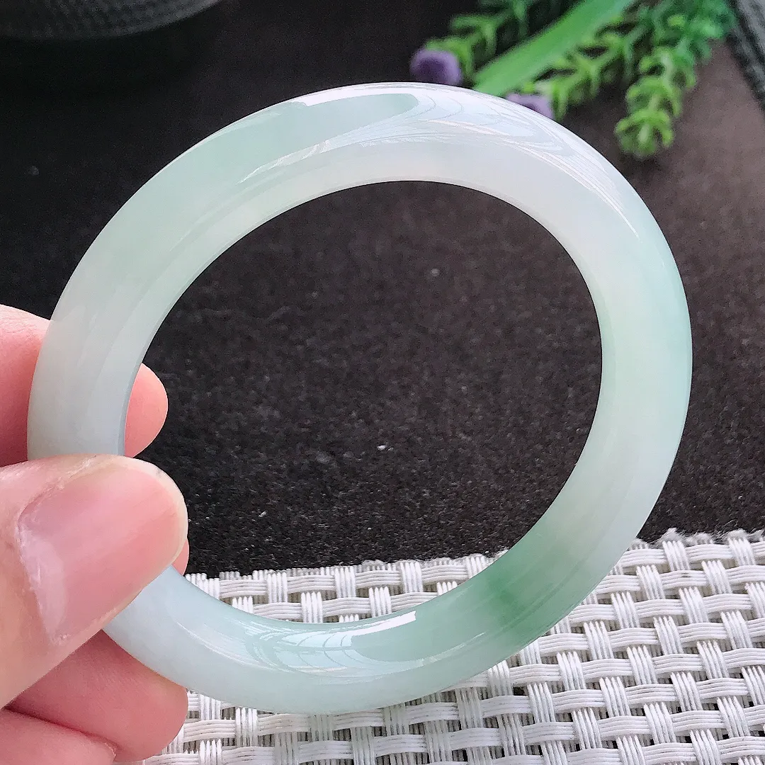 天然A货翡翠52/9.7/9.3老坑冰胶果冻飘花圆条手镯玉镯