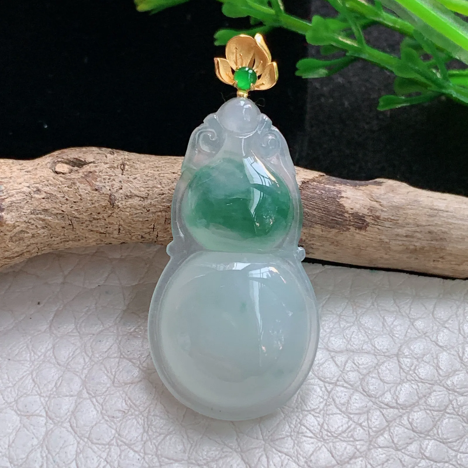gp实拍40.3*18*6缅甸翡翠a货精雕冰飘花饱满葫芦 玉葫芦玉吊坠 玉挂件