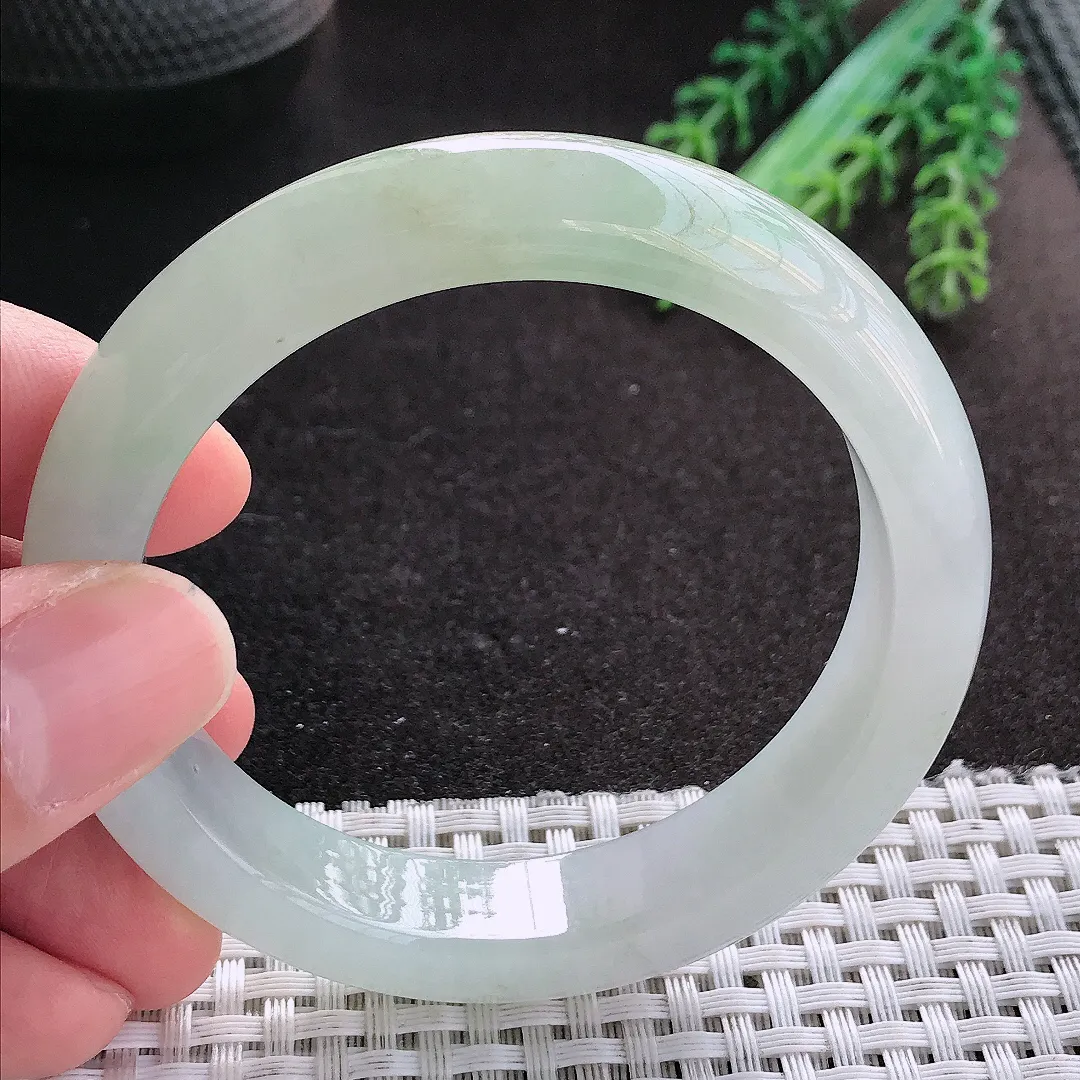 天然A货翡翠55/12.5/8.5老坑冰润起胶冰晴手镯宽边玉镯