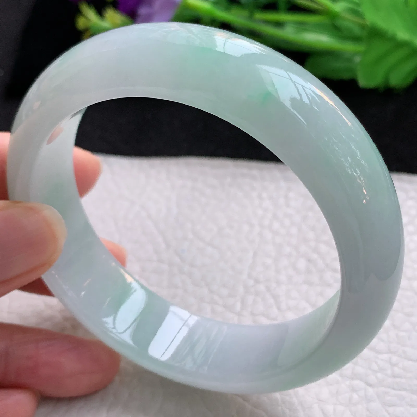 nr大圈口60*17.5*9.3轮胎镯 翡翠a货玉手镯飘阳绿宽边玉手环