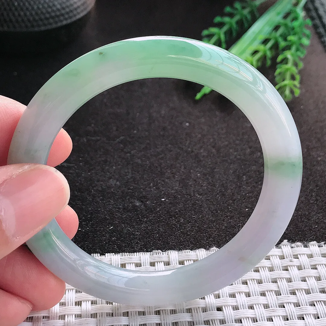 天然A货翡翠53.8/8.7/9.2老坑冰胶果冻飘绿圆条手镯玉镯