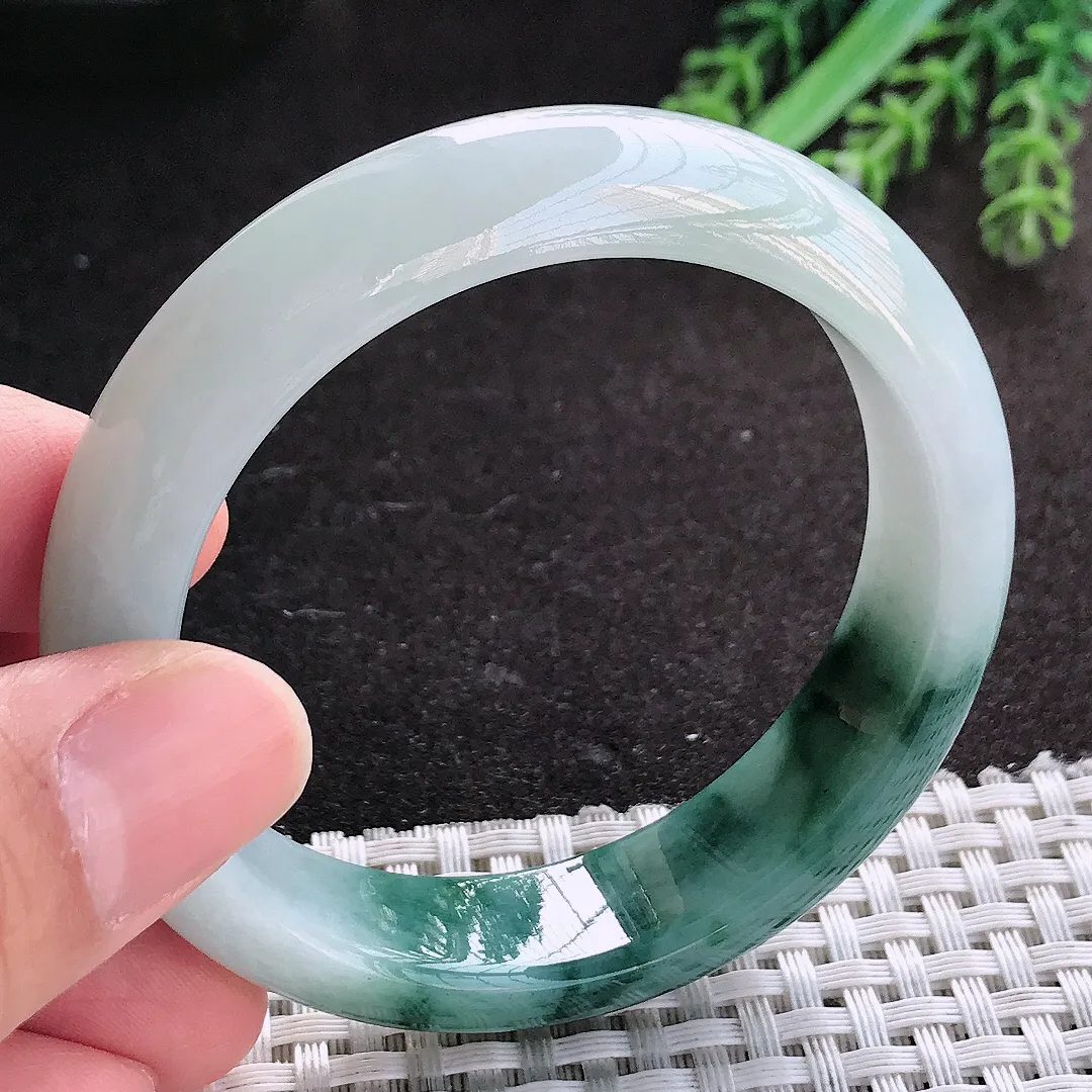 天然A货翡翠53/14/8.3老坑精美温润飘花手镯宽边玉镯