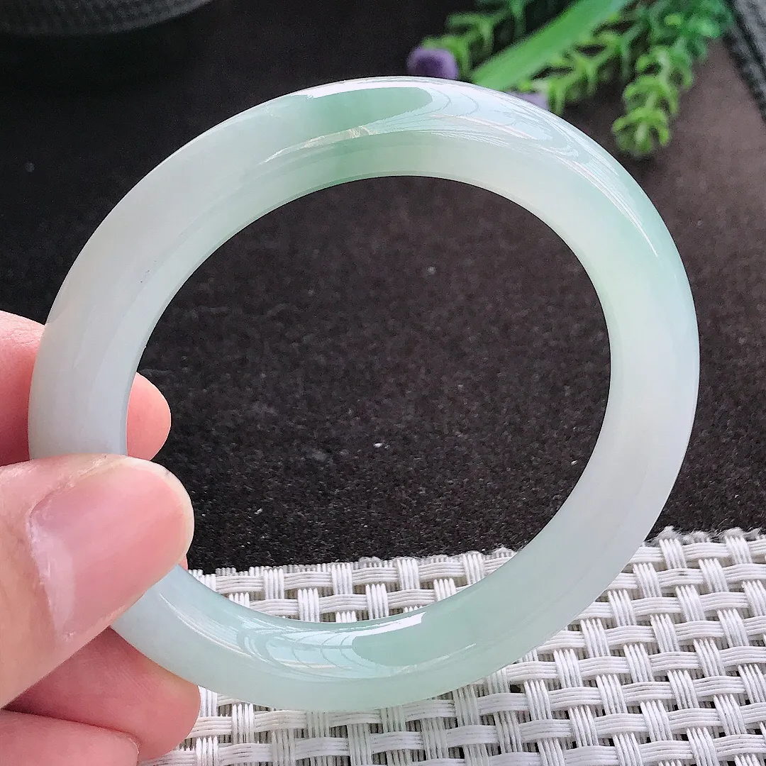 天然A货翡翠52/9.7/9.3老坑冰胶果冻飘花圆条手镯玉镯