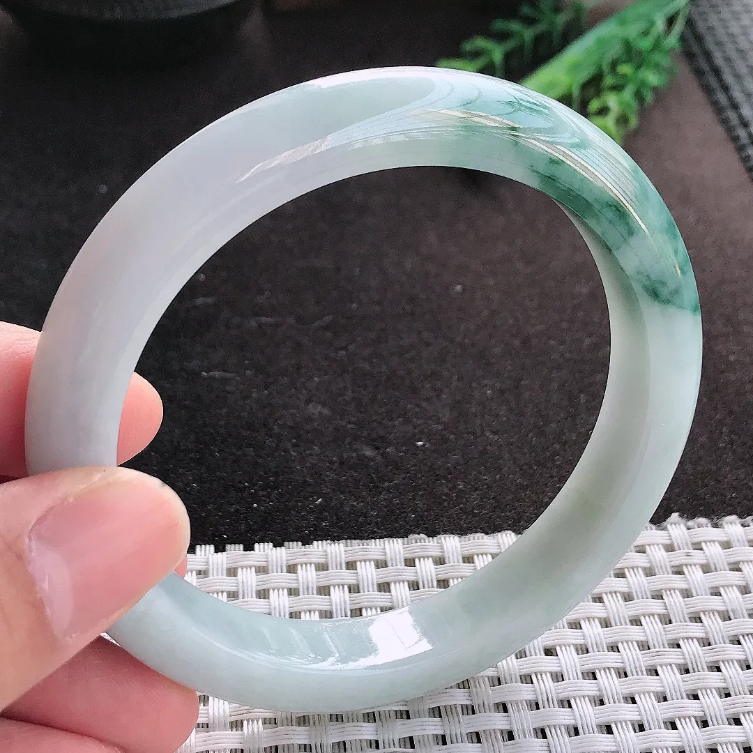 天然A货翡翠62/11.8/9老坑精美温润大圈口飘花手镯宽边玉镯