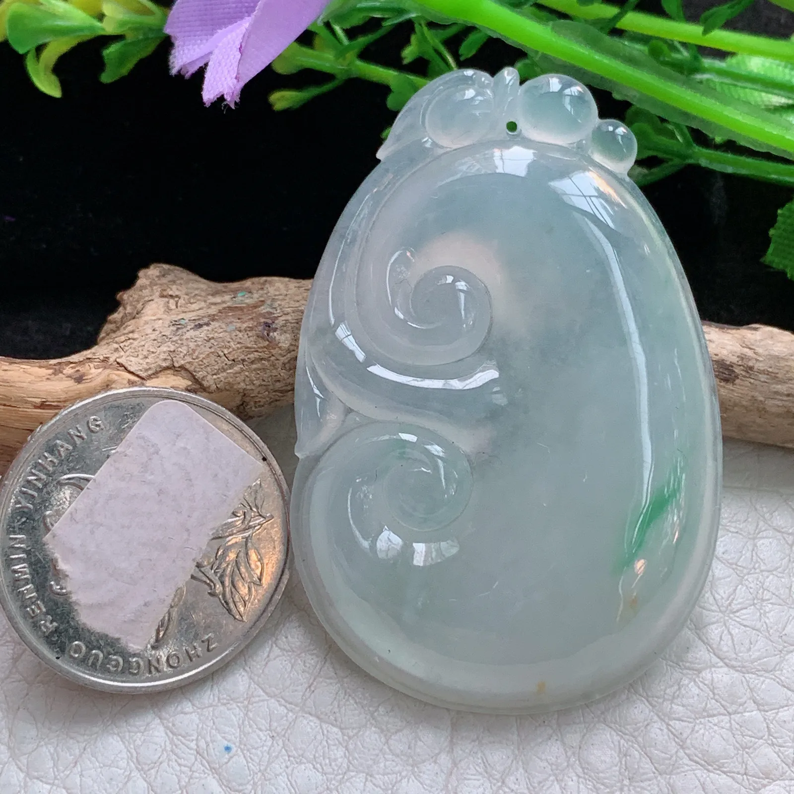 gp实拍54*36*6.6缅甸翡翠a货精雕冰胶飘花大如意 玉如意玉吊坠 玉挂件