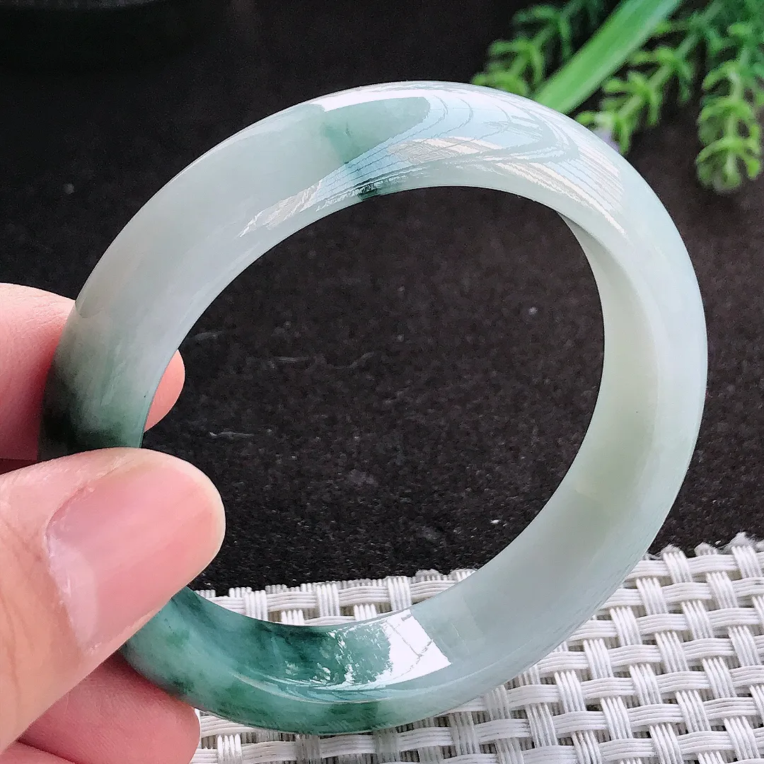 天然A货翡翠53/14/8.3老坑精美温润飘花手镯宽边玉镯